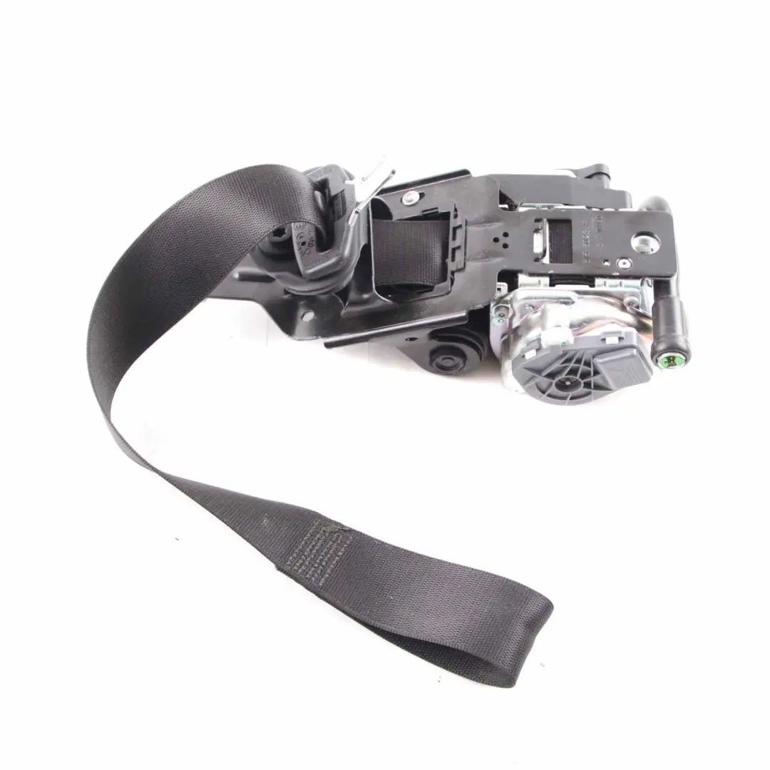 Cinturón de seguridad delantero izquierdo negro para Mercedes W204 con número de pieza A2048605186 Mercedes W204 Cinturón de seguridad delantero izquierdo negro - SKU A2048605186 - Número de pieza A2048605186