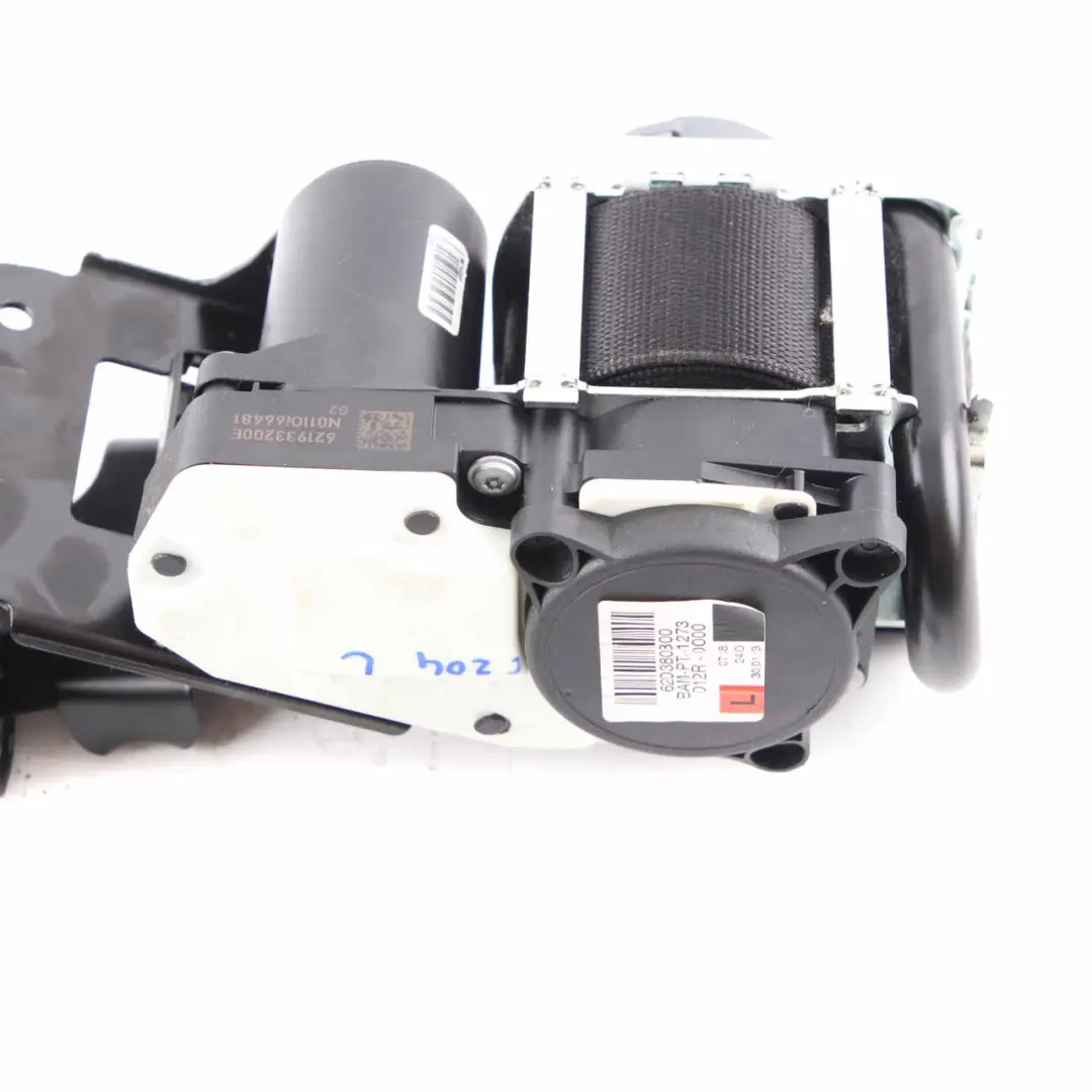 Seatbelt Front Left N/S Seat Safety Belt Black to Mercedes W204 with Part number A2048605186 Mercedes W204 Seatbelt Front Left N/S Seat Safety Belt Black - SKU A2048605186 - Part number A2048605186