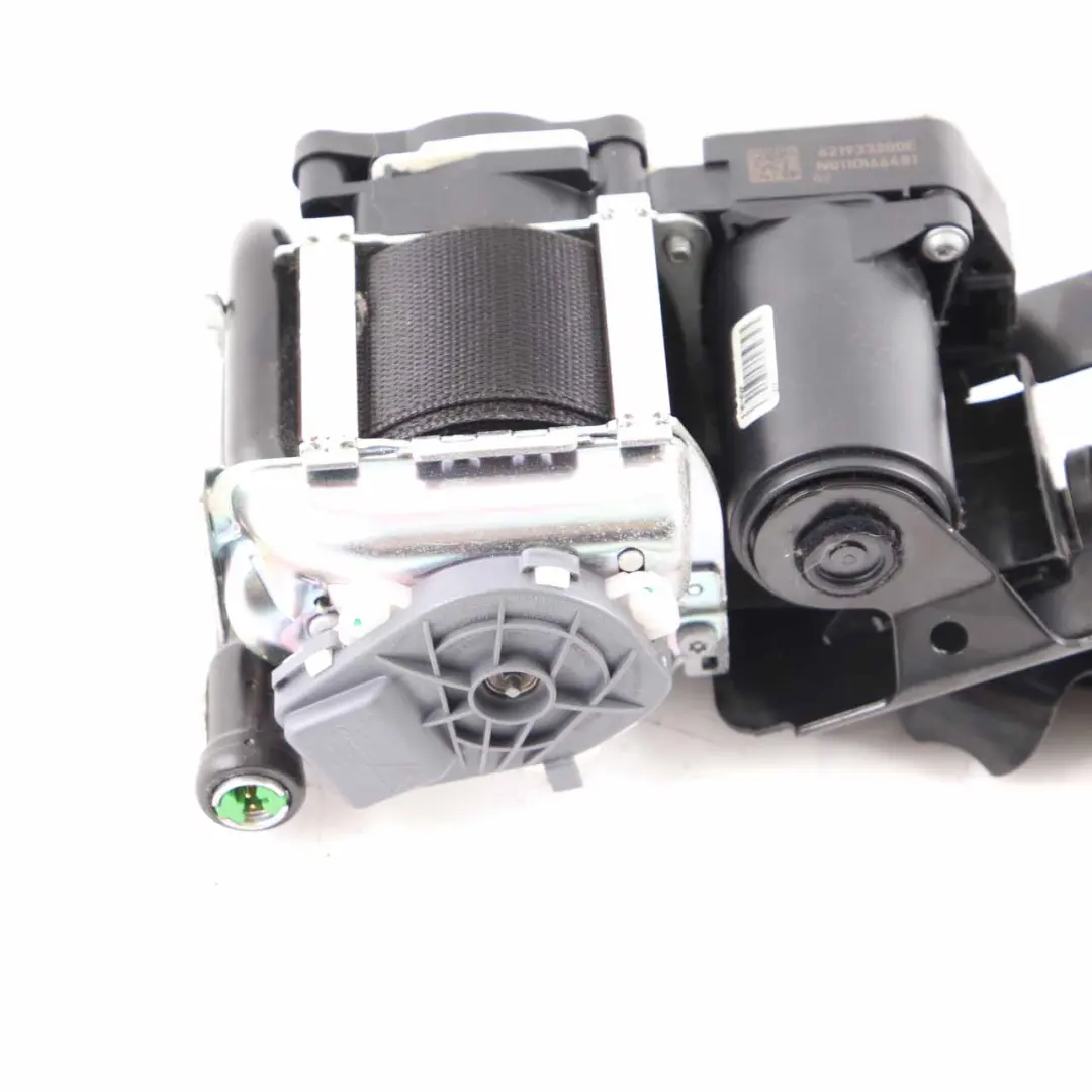 Mercedes W204 Sicherheitsgurt vorne links Sitz Schwarz - SKU A2048605186 - Teilenummer A2048605186
