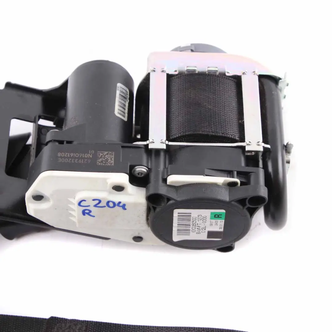 Ceinture de sécurité avant droite noire pour Mercedes C204 à propos du numéro de pièce A2048605286 Mercedes C204 Ceinture de sécurité avant droite noire - SKU A2048605286 - Numéro de pièce A2048605286