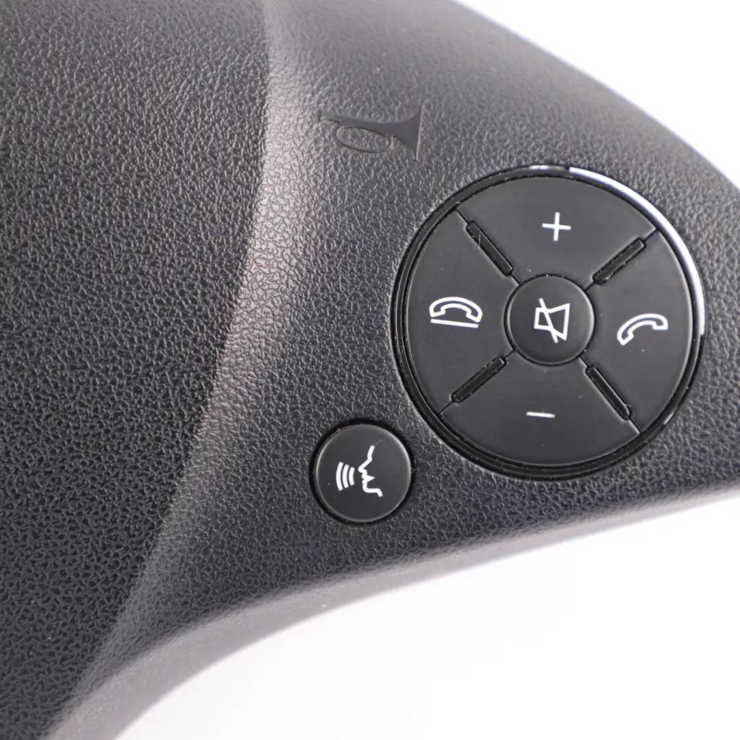 Module D'Air De Volant Côté Conducteur Noir Mercedes W204 - SKU A2048605502 - Numéro de pièce A2048605502