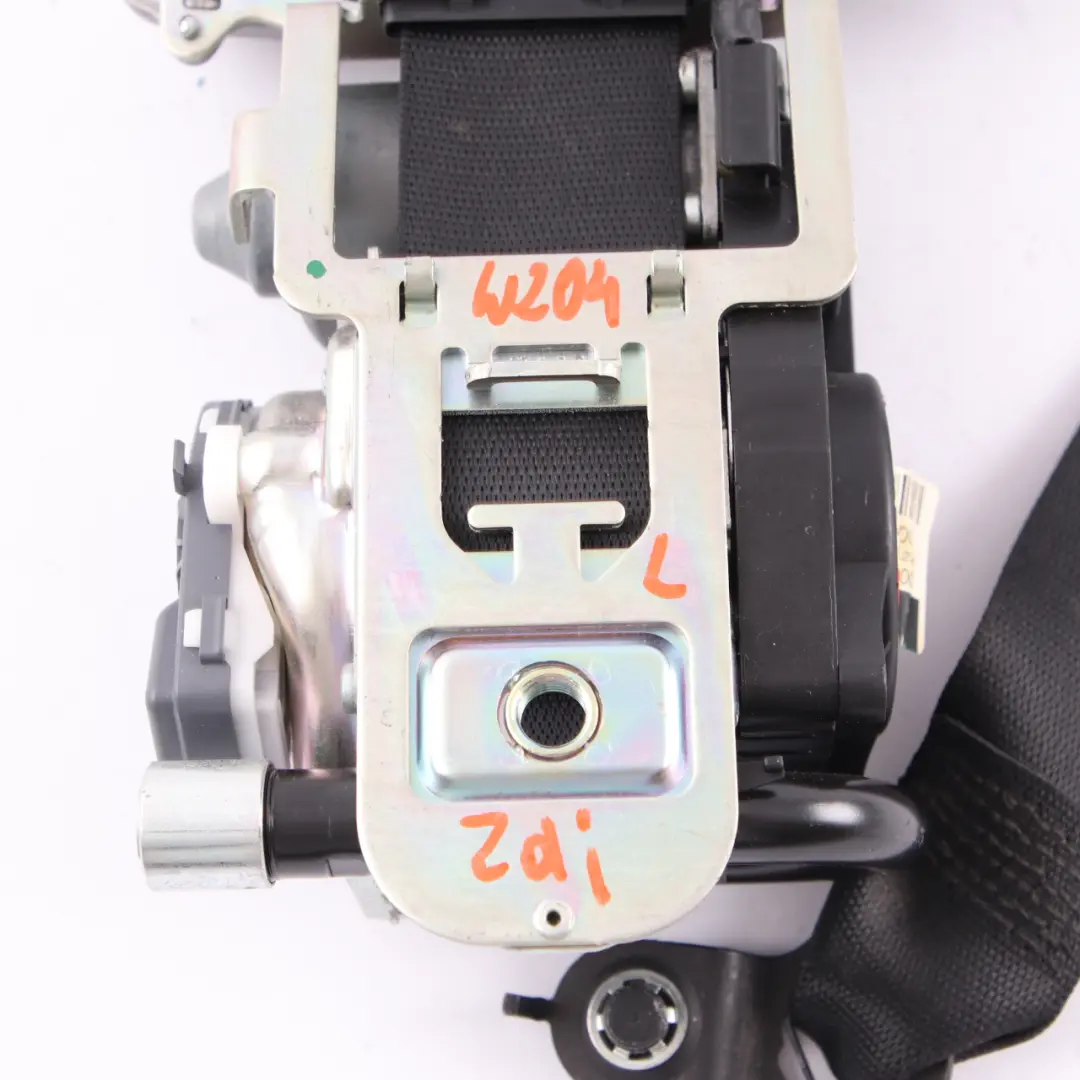 Mercedes W204 Cintura Sicurezza Anteriore Sinistra Nero - SKU A2048606785 - Numero di parte A2048606785