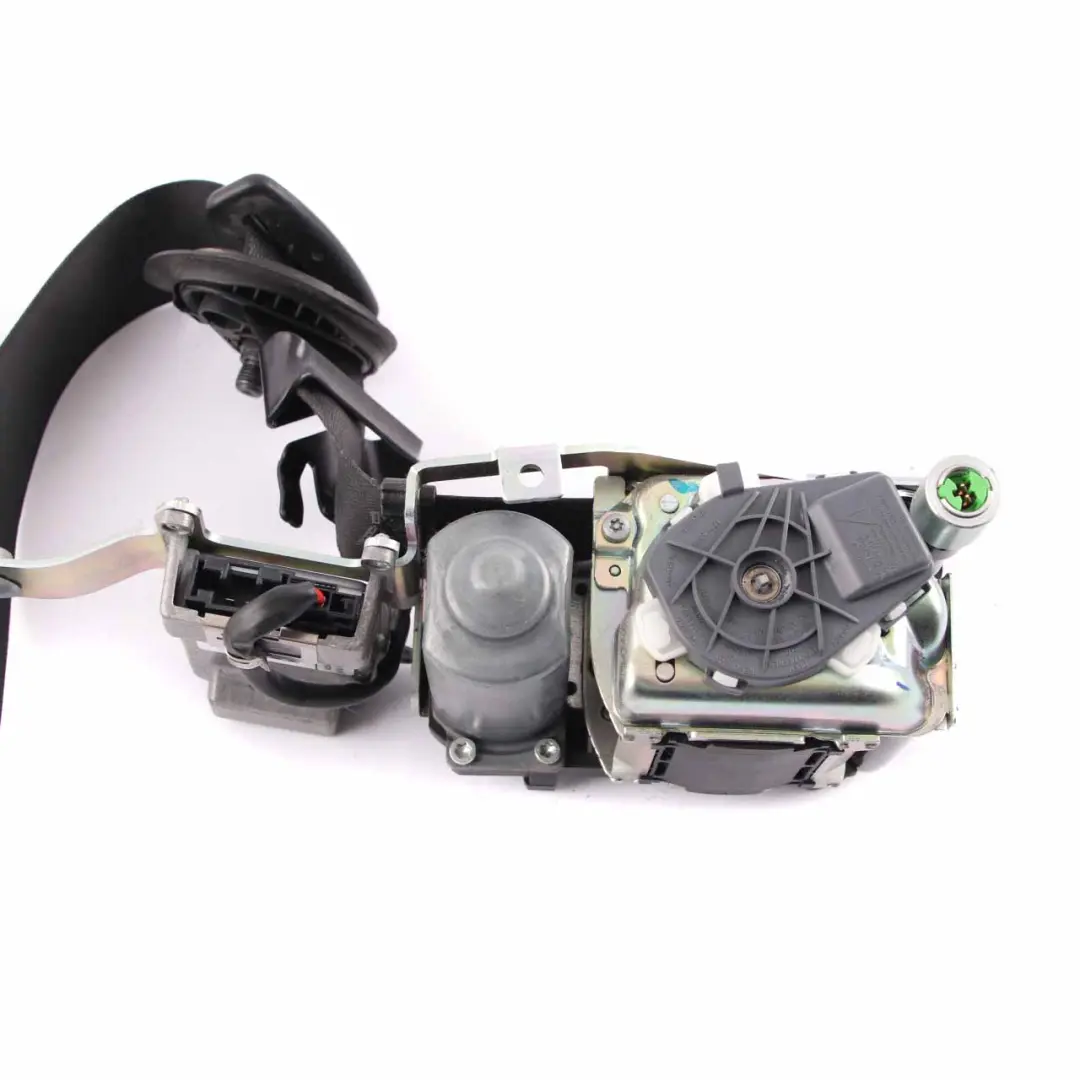 Cintura Di Sicurezza Anteriore Destra O/S Nero per Mercedes W204 con numero di parte A2048606885 Mercedes W204 Cintura Di Sicurezza Anteriore Destra O/S Nero - SKU A2048606885 - Numero di parte A2048606885