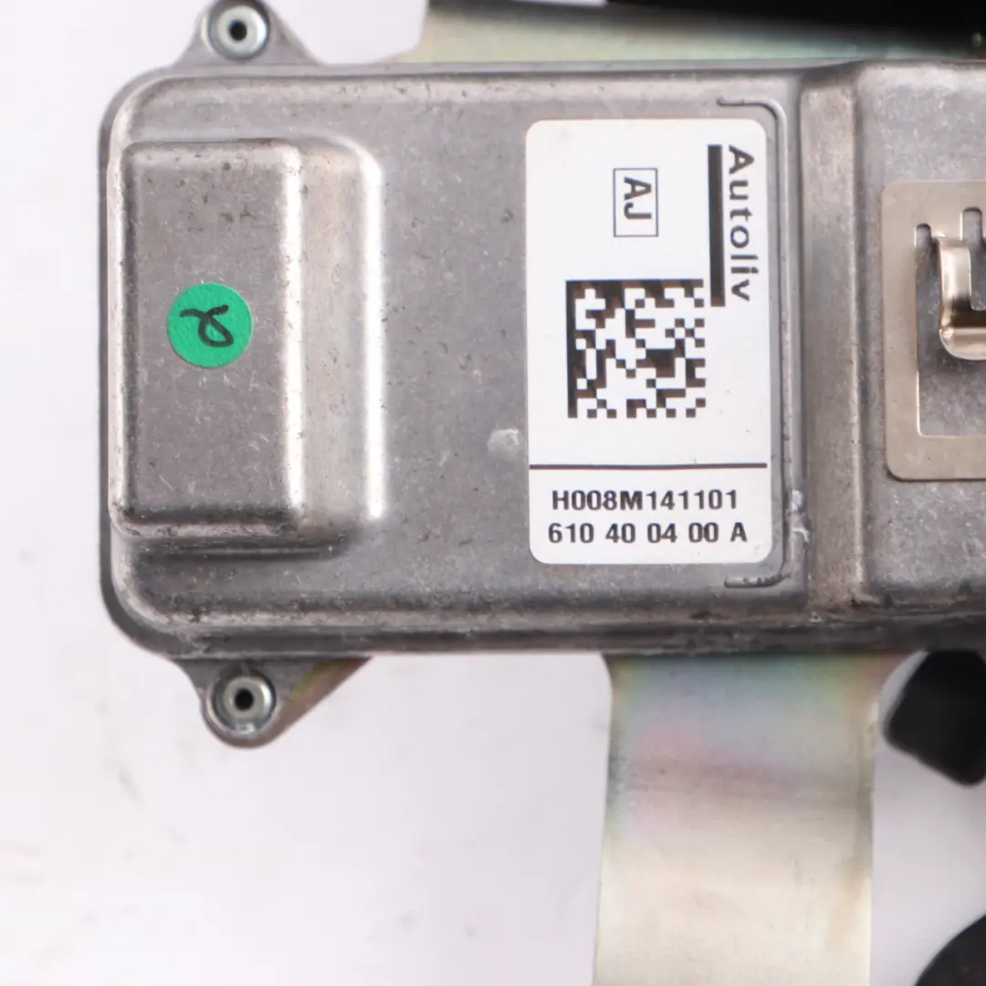 Mercedes W204 Ceinture de sécurité avant gauche Noir - SKU A2048607385 - Numéro de pièce A2048607385