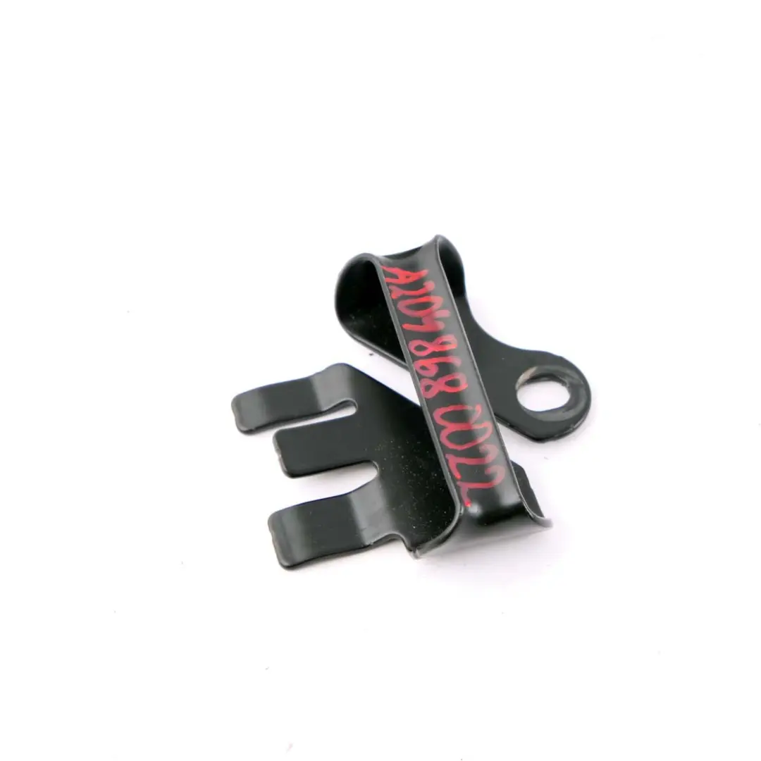 Mercedes W212 Seatbelt Bracket Front Seat Belt Lower Guide E-Class - SKU A2048680022 - Numéro de pièce A2048680022