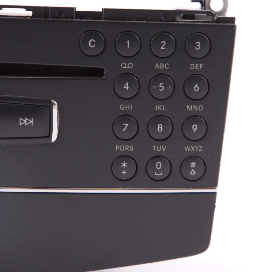 Radio Player Mercedes W204 COMAND Navi CD Head Unit to with Part number A2048700196 Radio Player Mercedes W204 COMAND Navi CD Head Unit - SKU A2048700196 - Part number A2048700196