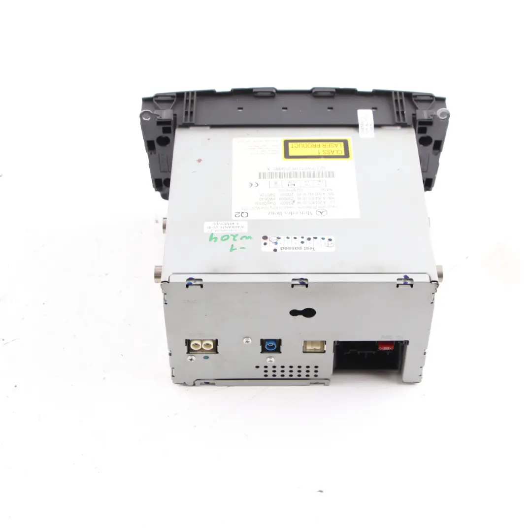 Mercedes W204 Radioodtwarzacz Radio CD Nawigacja COMAND - SKU A2048700594 - Numer Części A2048700594