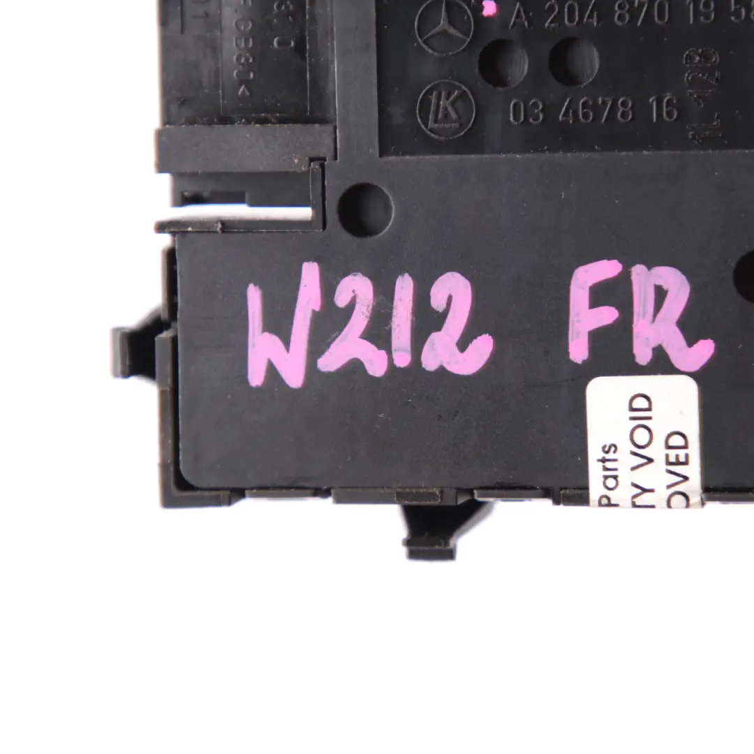 Pannello Interruttori Sedile Elettrico Regolabile Destro per Mercedes W212 con numero di parte A2048701958 Mercedes W212 Pannello Interruttori Sedile Elettrico Regolabile Destro - SKU A2048701958 - Numero di parte A2048701958