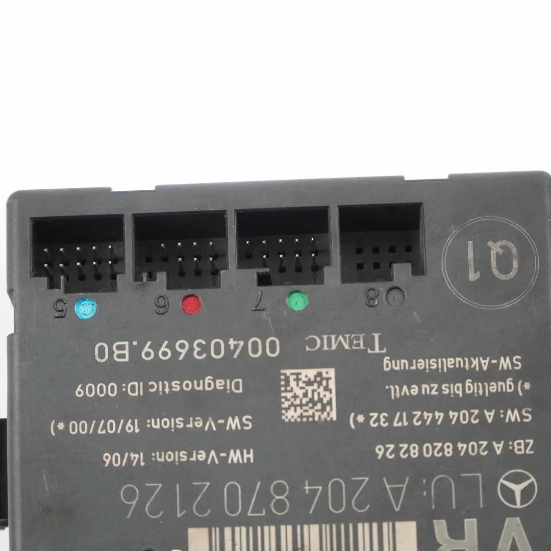 Moduł Drzwi Prawy Przód do Mercedes W204 o numerze A2048702126 Mercedes W204 Moduł Drzwi Prawy Przód - SKU A2048702126 - Numer Części A2048702126
