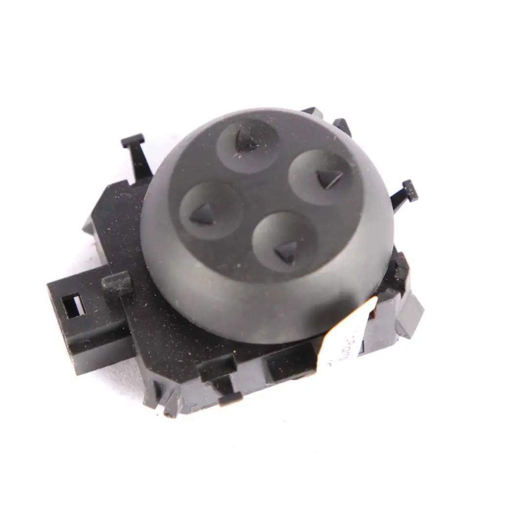 Interruttore sedile Mercedes W212 anteriore destro pulsanti controllo lombare per con numero di parte A2048702658 Interruttore sedile Mercedes W212 anteriore destro pulsanti controllo lombare - SKU A2048702658 - Numero di parte A2048702658