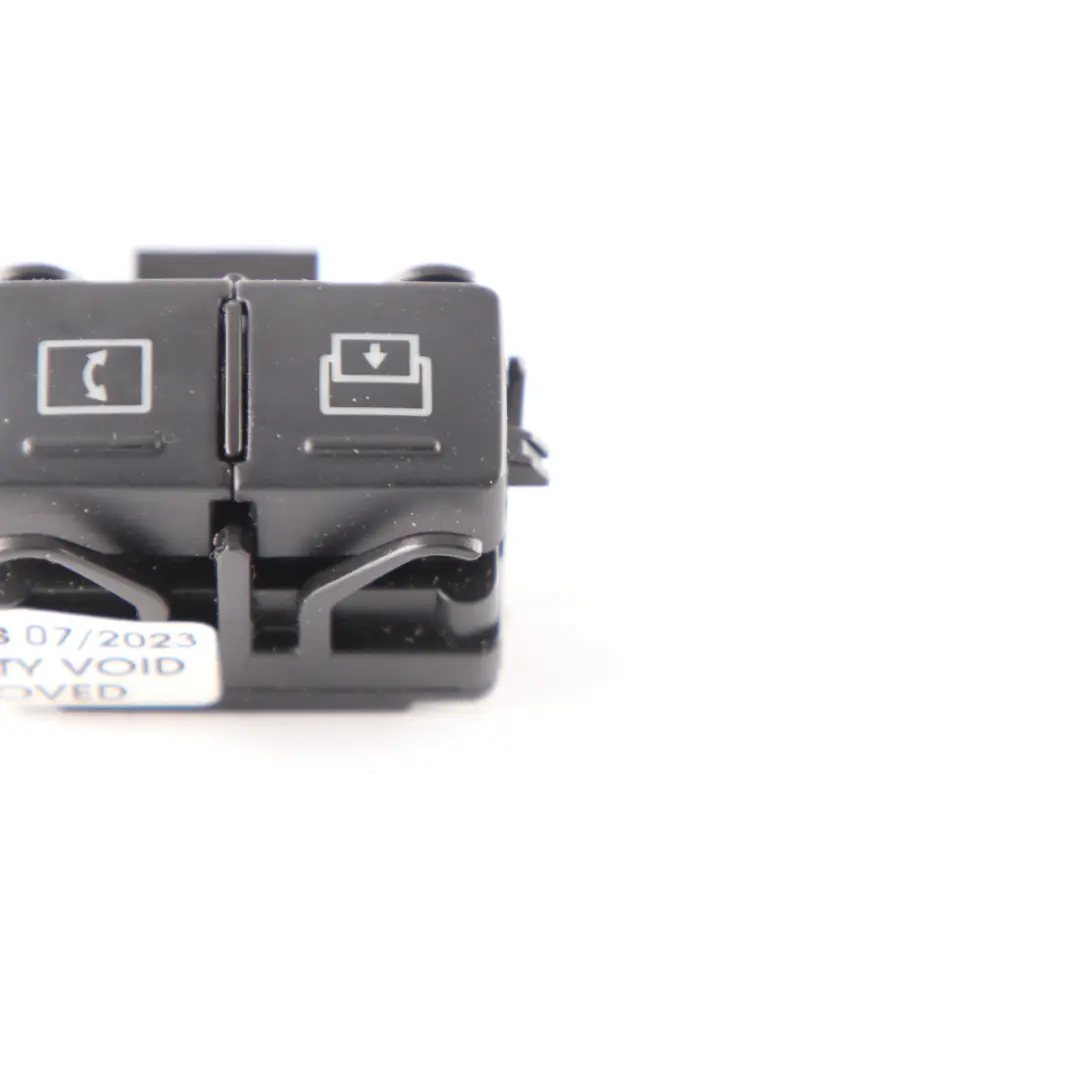 Mercedes W204 Pantalla de Control Monitor Interruptor Botón Unidad - SKU A2048702851 - Número de pieza A2048702851