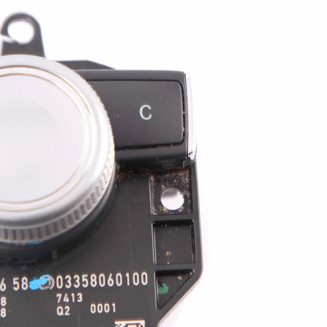 Radio Controllo Funzione Pulsante Manopola controllo per Mercedes W204 con numero di parte A2048704658 Mercedes W204 Radio Controllo Funzione Pulsante Manopola controllo - SKU A2048704658 - Numero di parte A2048704658