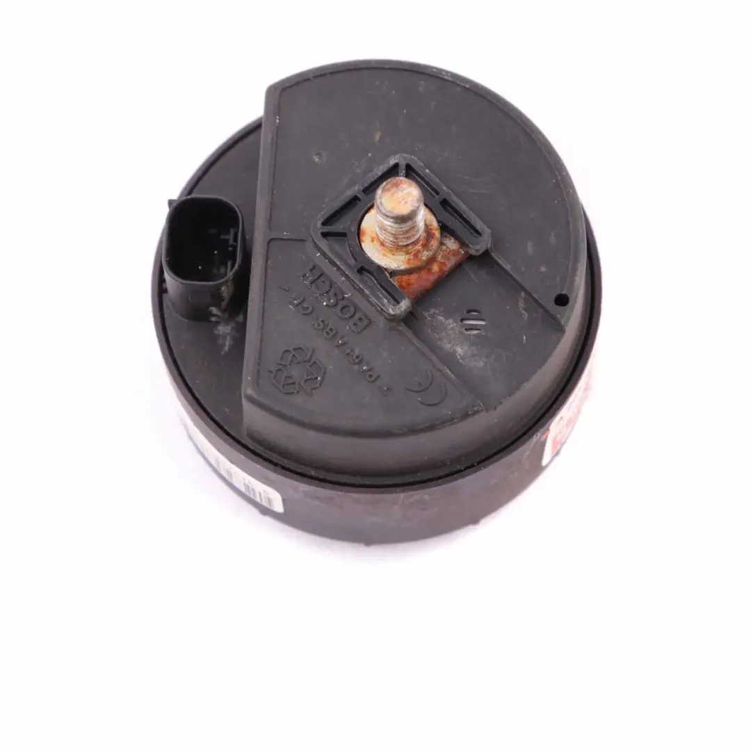 Sirena allarme Mercedes W204 W207 W212 Segnale acustico antifurto per con numero di parte A2048705726 Sirena allarme Mercedes W204 W207 W212 Segnale acustico antifurto - SKU A2048705726 - Numero di parte A2048705726