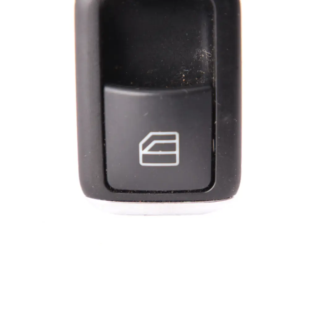 Commutateur Lève-vitre Régulation Porte Avant Gauche pour Mercedes W204 à propos du numéro de pièce A2048707358 Mercedes W204 Commutateur Lève-vitre Régulation Porte Avant Gauche - SKU A2048707358 - Numéro de pièce A2048707358