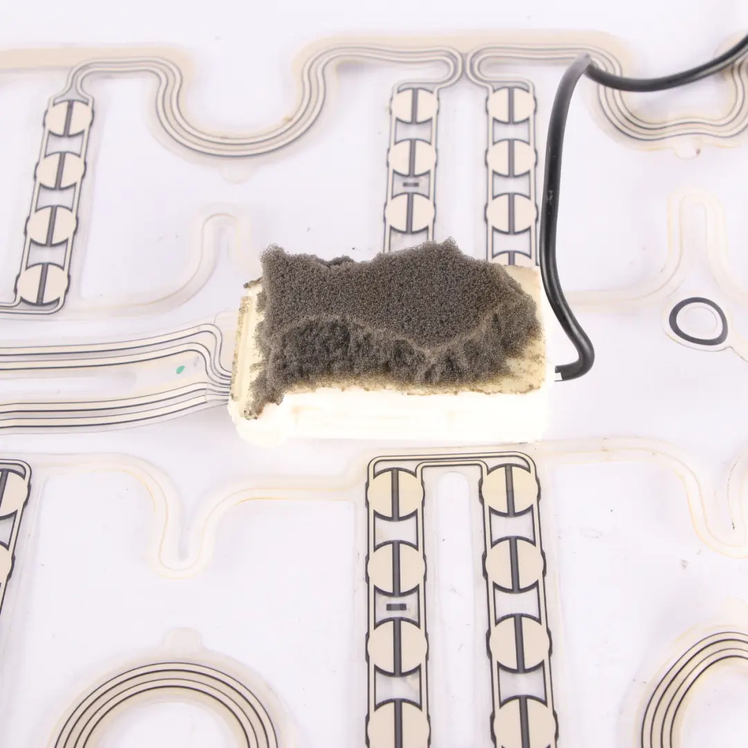 Mercedes W204 Unidad control sensor asiento pasajero delantero - SKU A2048707410 - Número de pieza A2048707410
