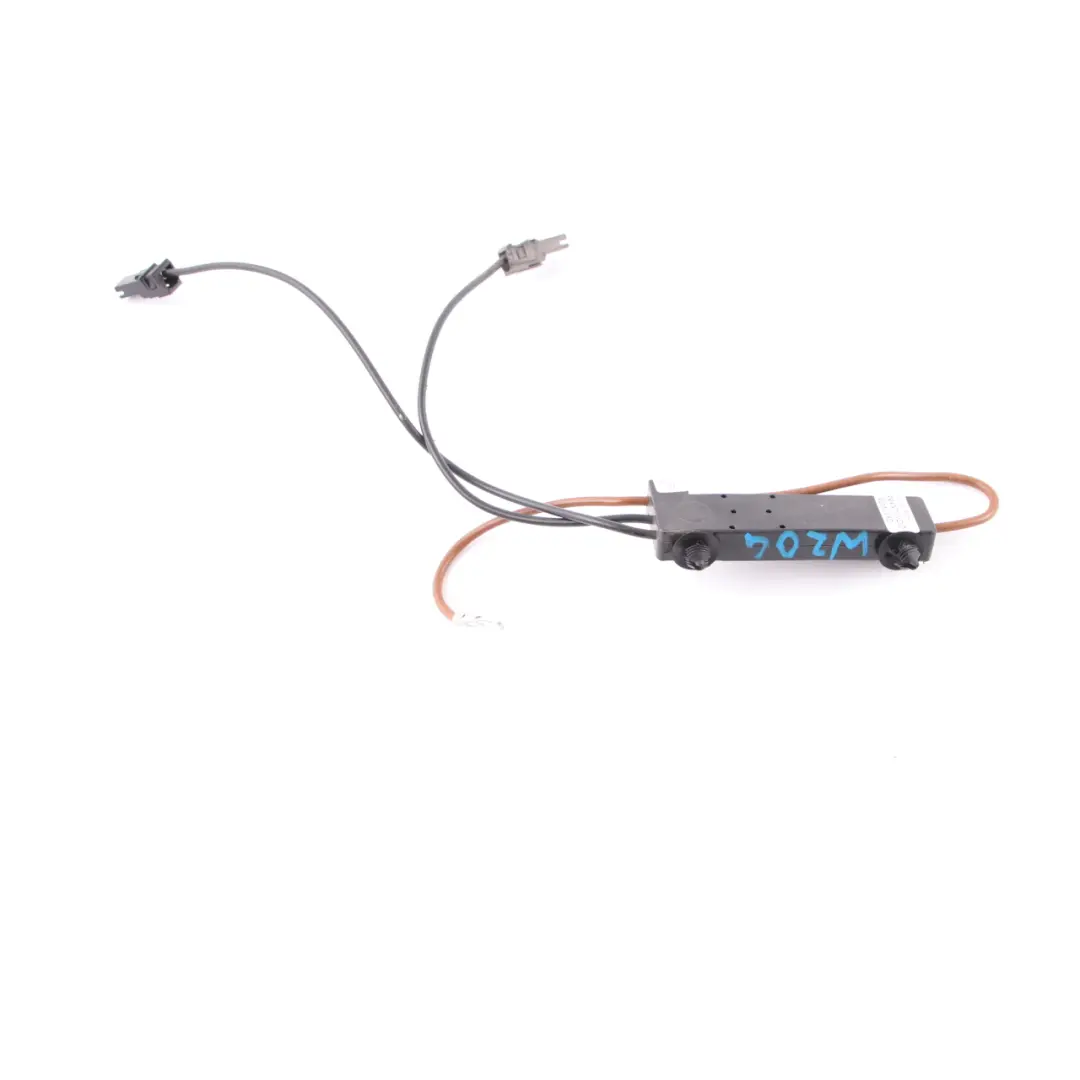 Antena Amplificador Pilar C Izquierda Antena Wave Trap para Mercedes W204 con número de pieza A2048708390 Mercedes W204 Antena Amplificador Pilar C Izquierda Antena Wave Trap - SKU A2048708390 - Número de pieza A2048708390