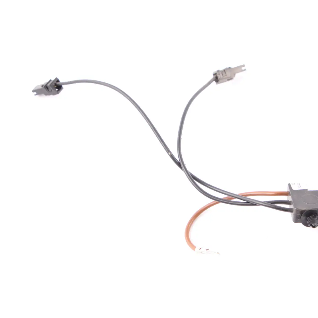 Mercedes W204 Antenna Amplifier C-Pillar Left N/S Aerial Wave Trap - SKU A2048708390 - Part number A2048708390