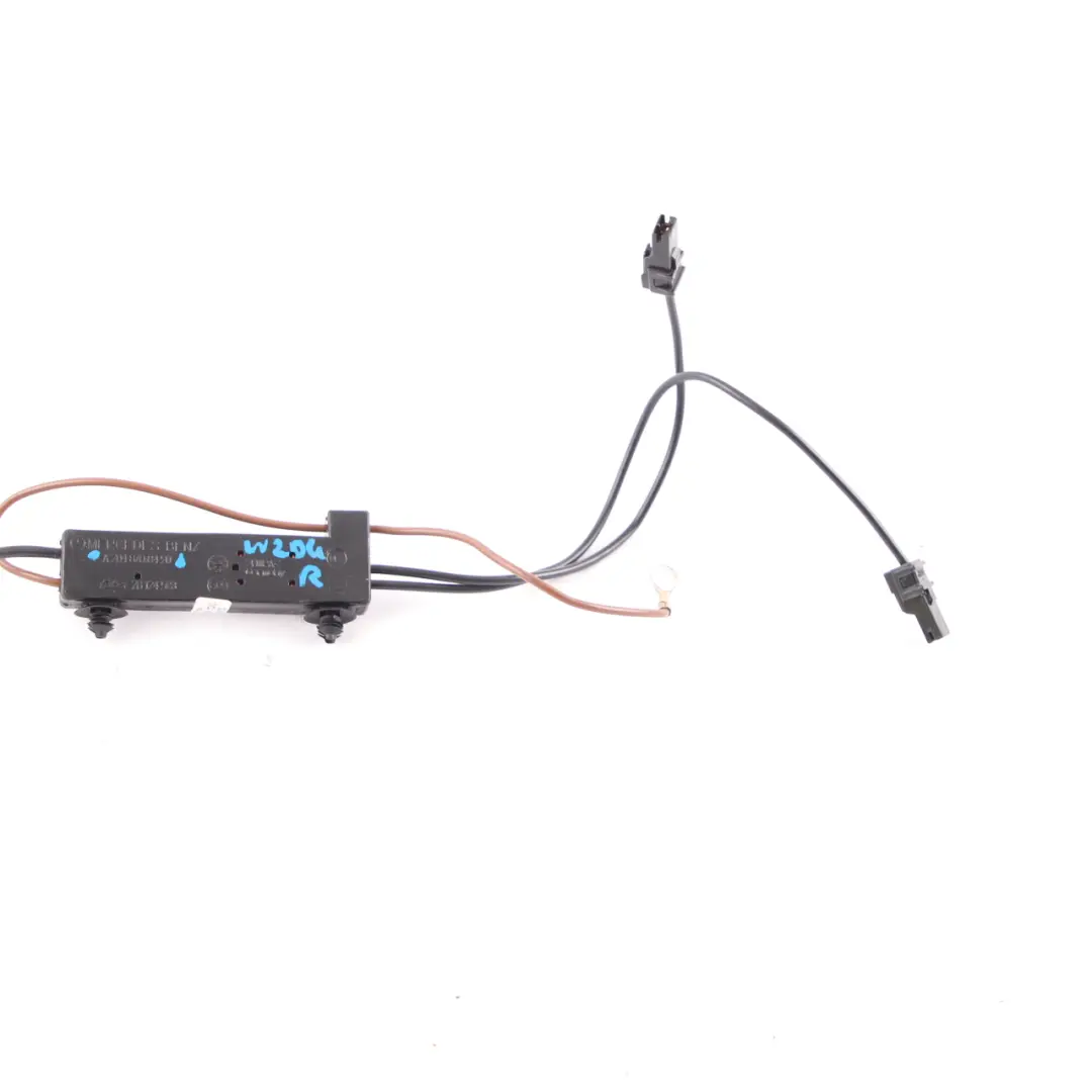 Mercedes W204 W207 Amplificador antena Filtro supresión Trampa ondas - SKU A2048708490 - Número de pieza A2048708490