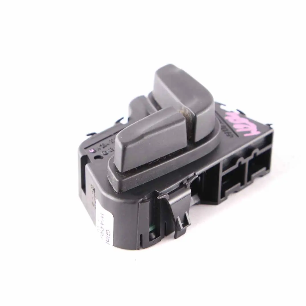  Interruptor asiento Mercedes W204 C207 Regulación Ajuste Delantero - SKU A2048709010 - Número de pieza A2048709010