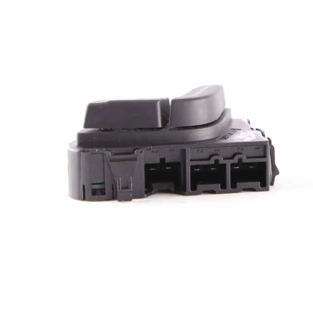  Interrupteur siège Mercedes W204 C207 Réglage avant droite - SKU A2048709010 - Numéro de pièce A2048709010