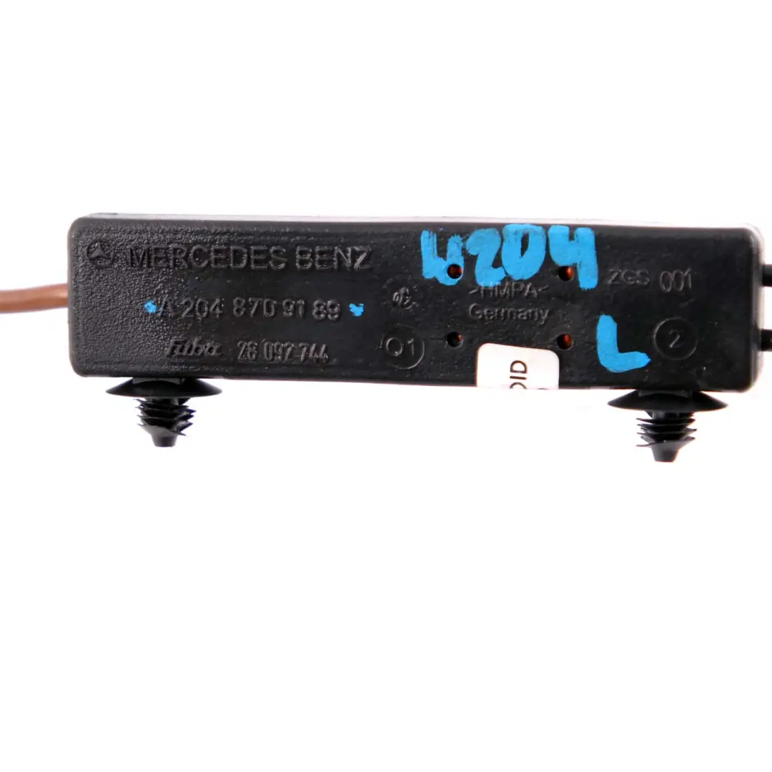 Mercedes-Benz C-Class W204 Left N/S Antenna Amplifier Filter Module to with Part number A2048709189 Mercedes-Benz C-Class W204 Left N/S Antenna Amplifier Filter Module - SKU A2048709189 - Part number A2048709189