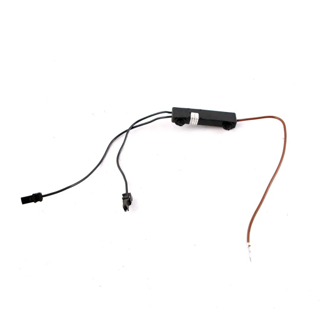 Mercedes-Benz C-Class W204 Left N/S Antenna Amplifier Filter Module to with Part number A2048709189 Mercedes-Benz C-Class W204 Left N/S Antenna Amplifier Filter Module - SKU A2048709189 - Part number A2048709189