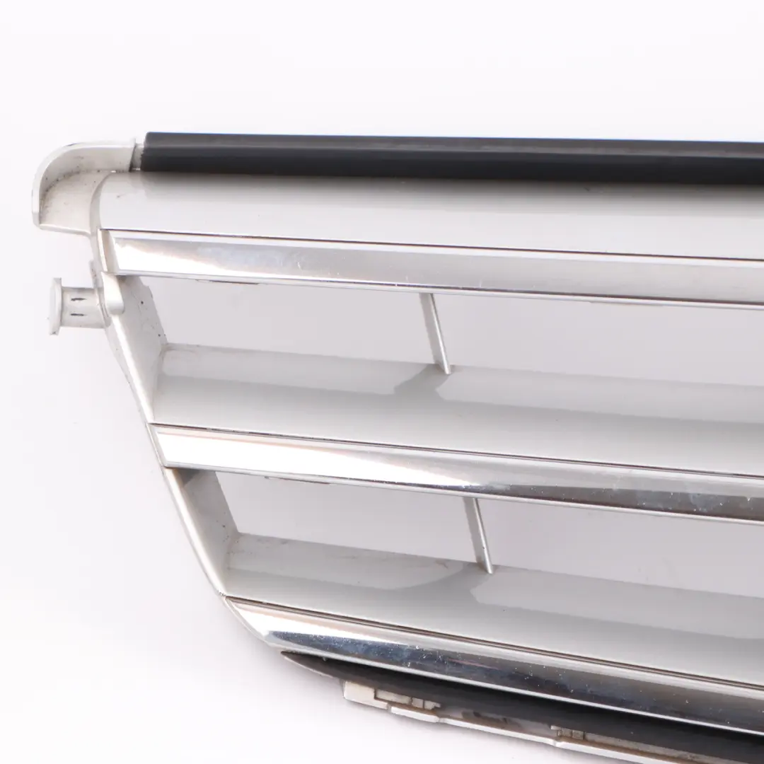 Mercedes W204 Capó Rejilla Delantera Radiador Beam Plata Cromo - SKU A2048800023 - Número de pieza A2048800023
