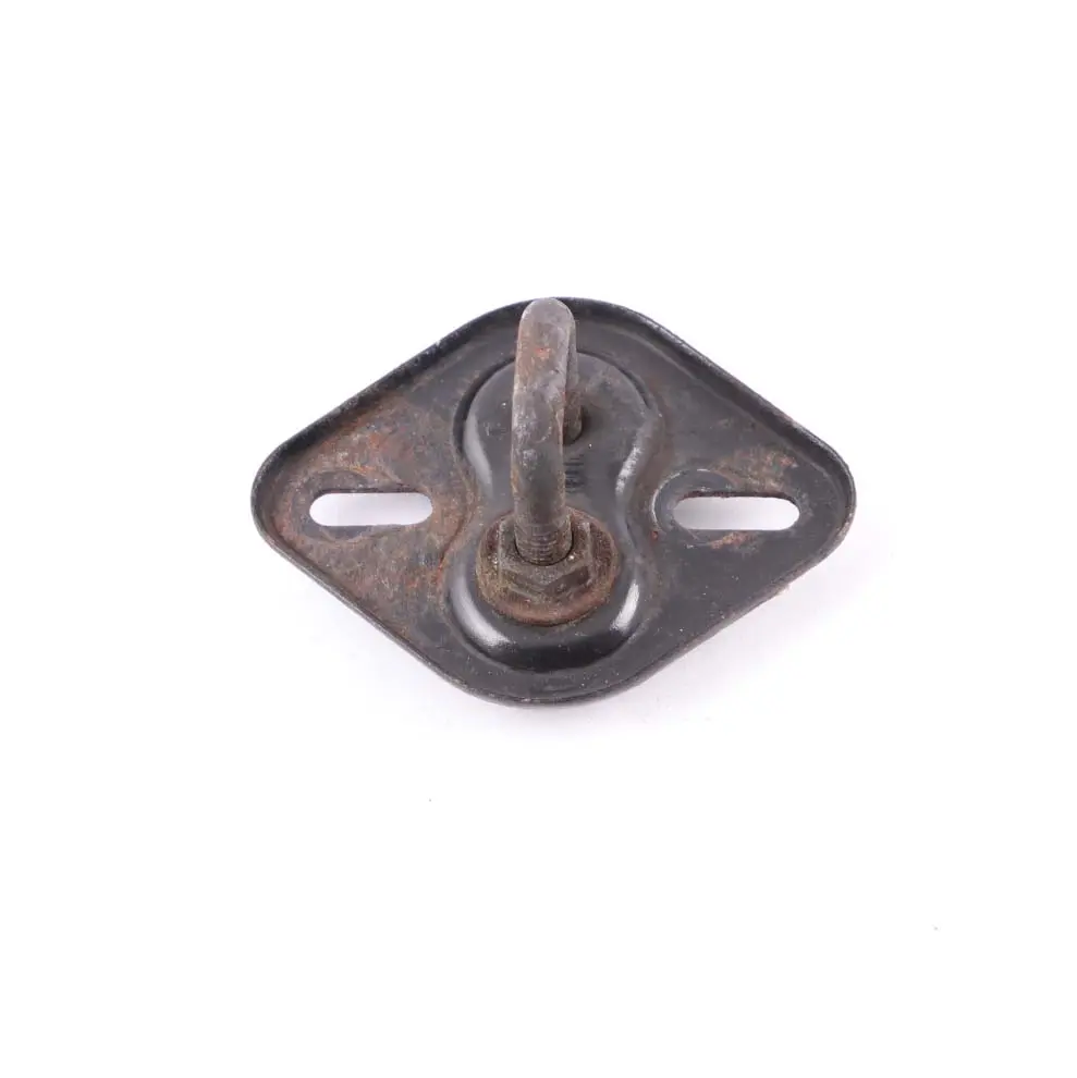 Crochet supérieur de verrouillage du capot Mercedes W204 pour à propos du numéro de pièce A2048800060 Crochet supérieur de verrouillage du capot Mercedes W204 - SKU A2048800060 - Numéro de pièce A2048800060