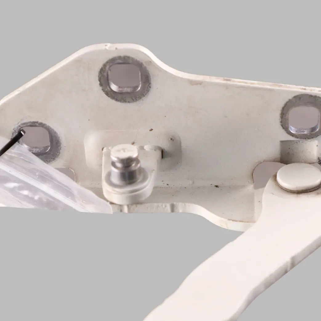 Coupé Charnière de capot droite Blanc Calcite - 650 pour Mercedes C207 à propos du numéro de pièce A2048800228 Mercedes C207 Coupé Charnière de capot droite Blanc Calcite - 650 - SKU A2048800228-CW - Numéro de pièce A2048800228