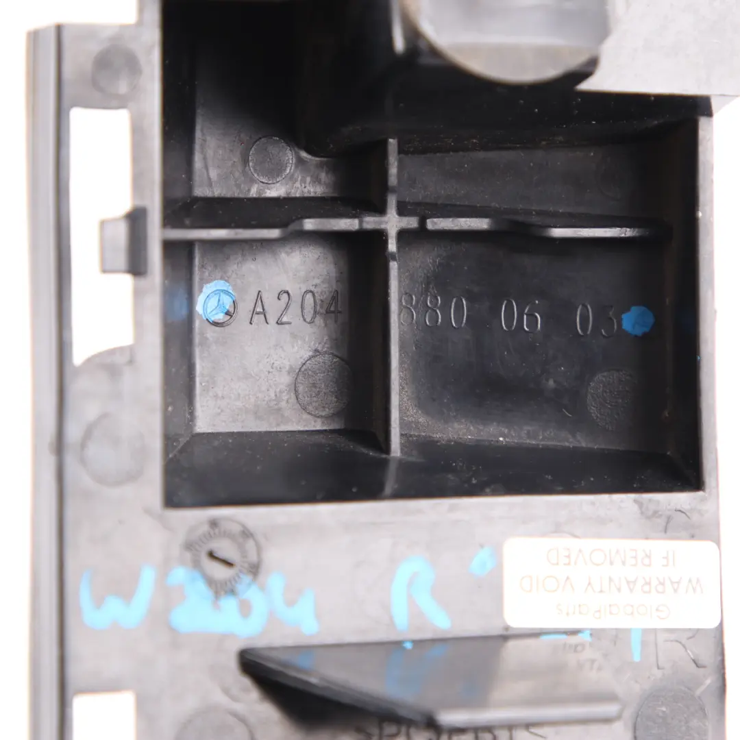 Mercedes W204 Fixation Pare-chocs Arrière Droite Support D'antenne - SKU A2048800603 - Numéro de pièce A2048800603