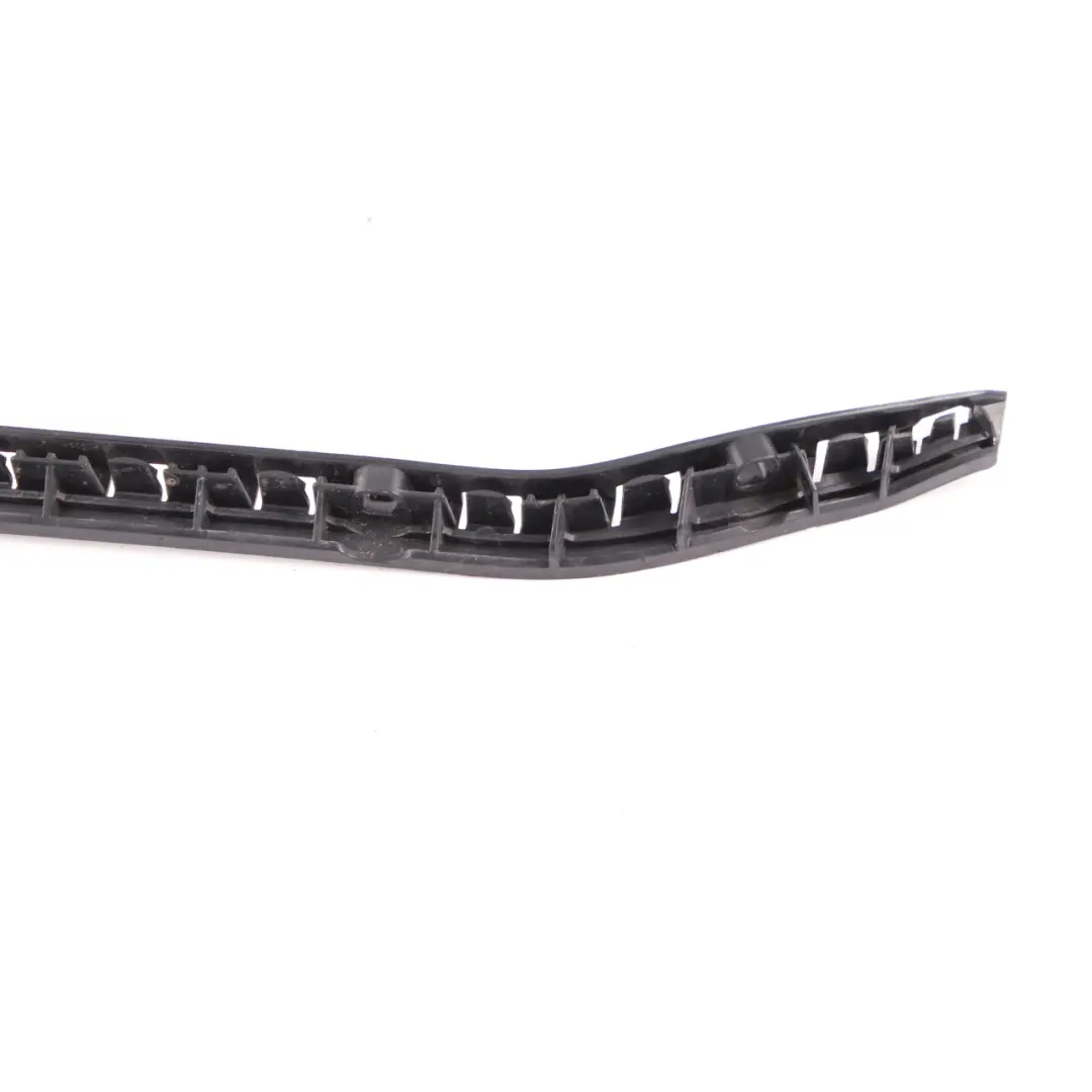  Soporte Parachoques Mercedes W204 Soporte Trasero Montaje Rail Trim - SKU A2048800730 - Número de pieza A2048800730