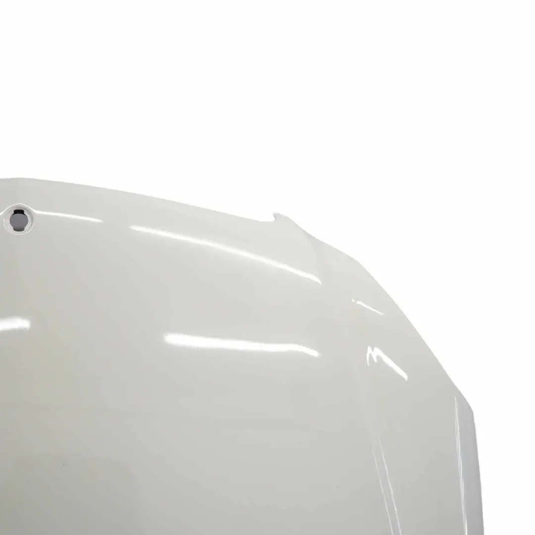 Maska Silnika Obsidian Black - 197 do Mercedes W204 o numerze A2048800957 Mercedes W204 Maska Silnika Obsidian Black - 197 - SKU A2048800957-DWM - Numer Części A2048800957