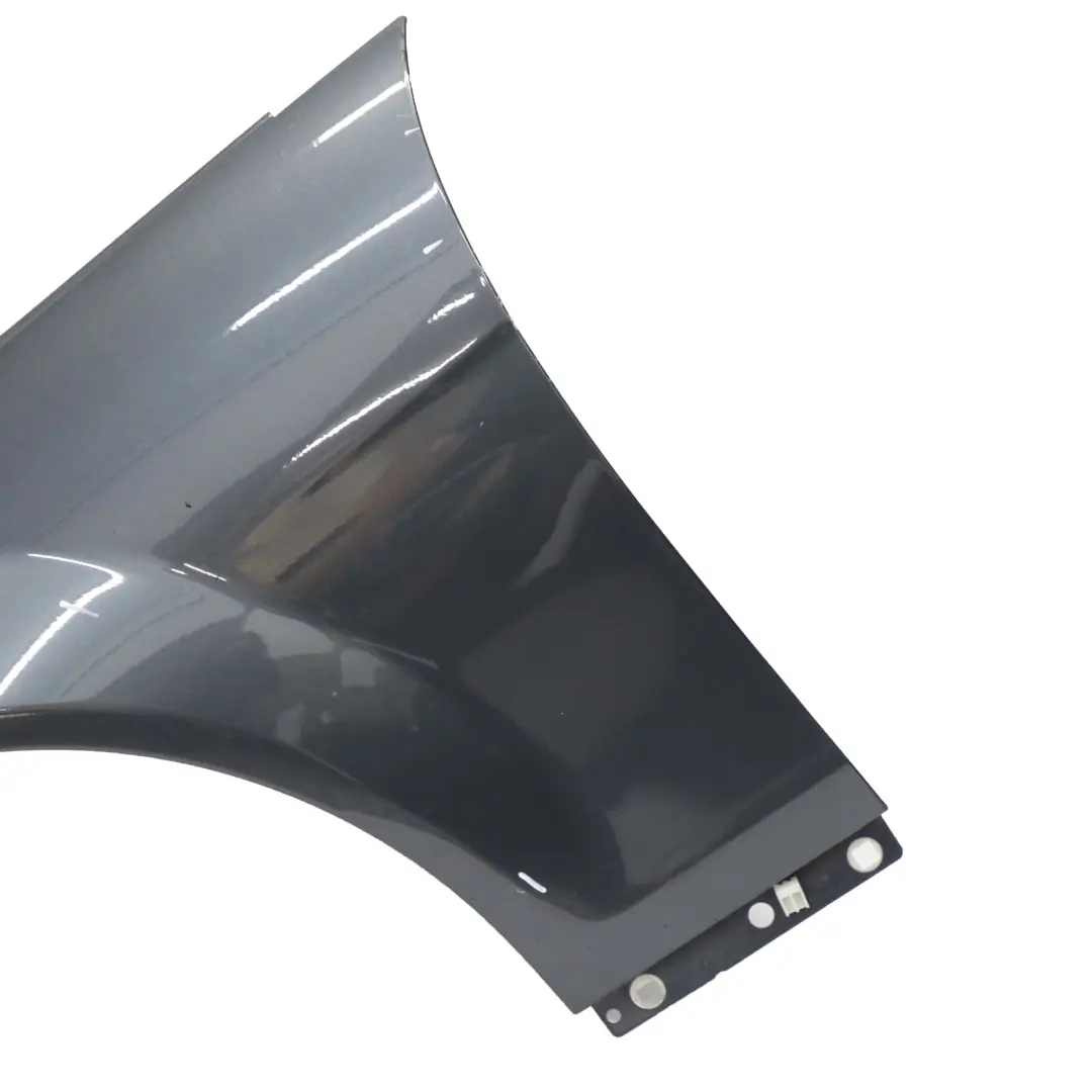 Mercedes W204 Guardabarros lateral izquierdo delantero Gris tenorita - 755 - SKU A2048801318-TNG1 - Número de pieza A2048801318