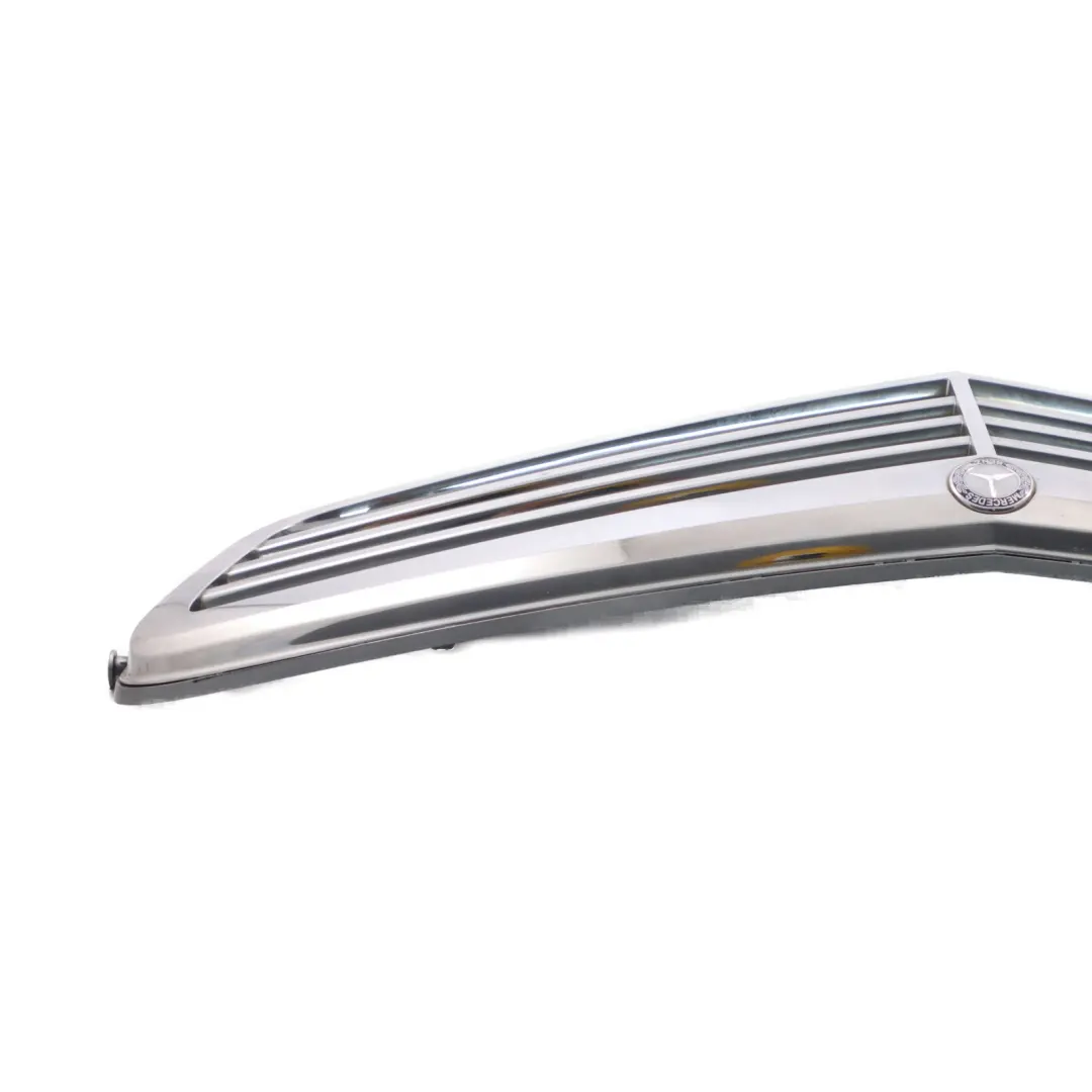 Mercedes W204 Elegance Motorhaube Kühlergrill Abdeckung Zierleiste - SKU A2048801883 - Teilenummer A2048801883