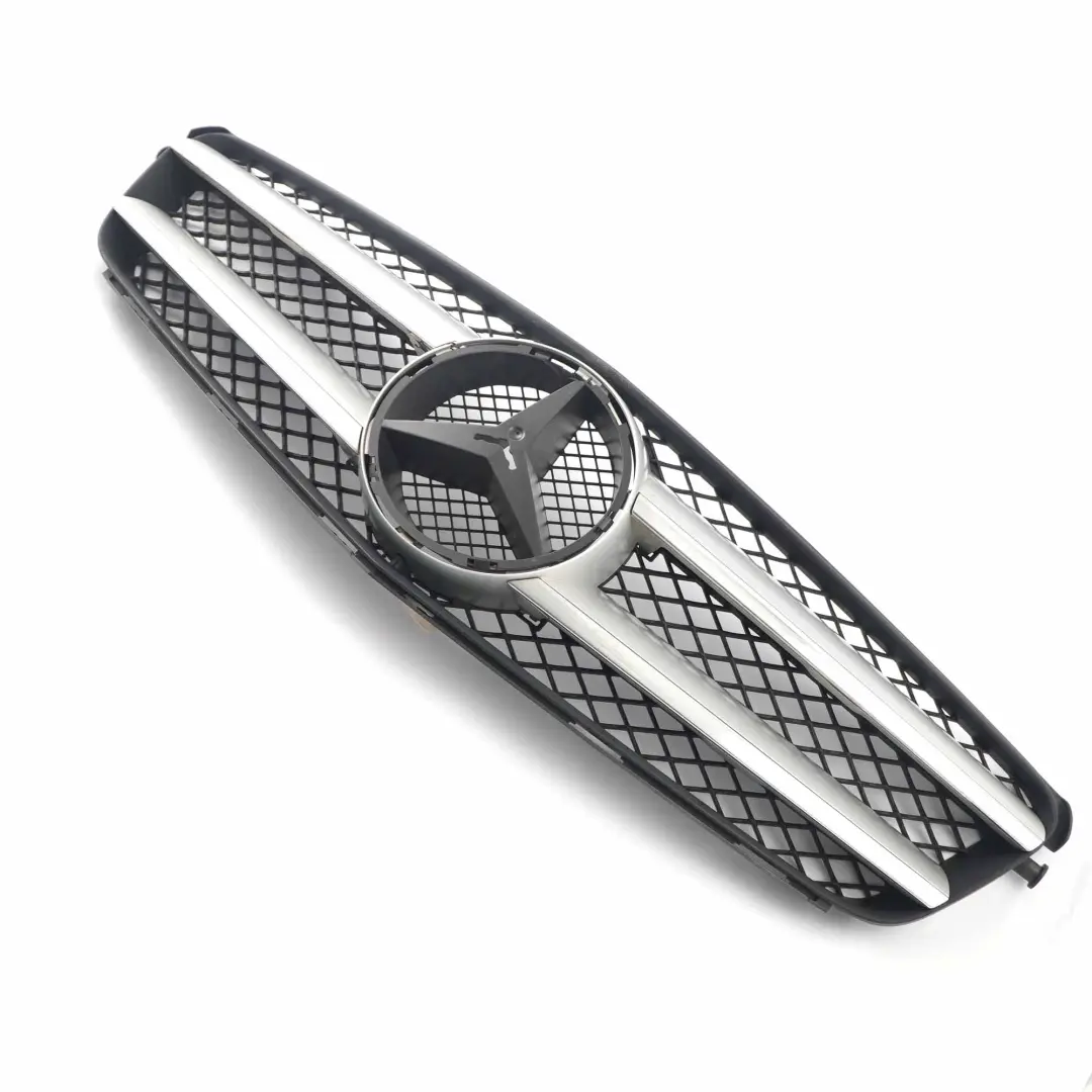 Grill Atrapa Przód do Mercedes W204 Coupe o numerze A2048802183 Mercedes W204 Coupe Grill Atrapa Przód - SKU A2048802183-1 - Numer Części A2048802183