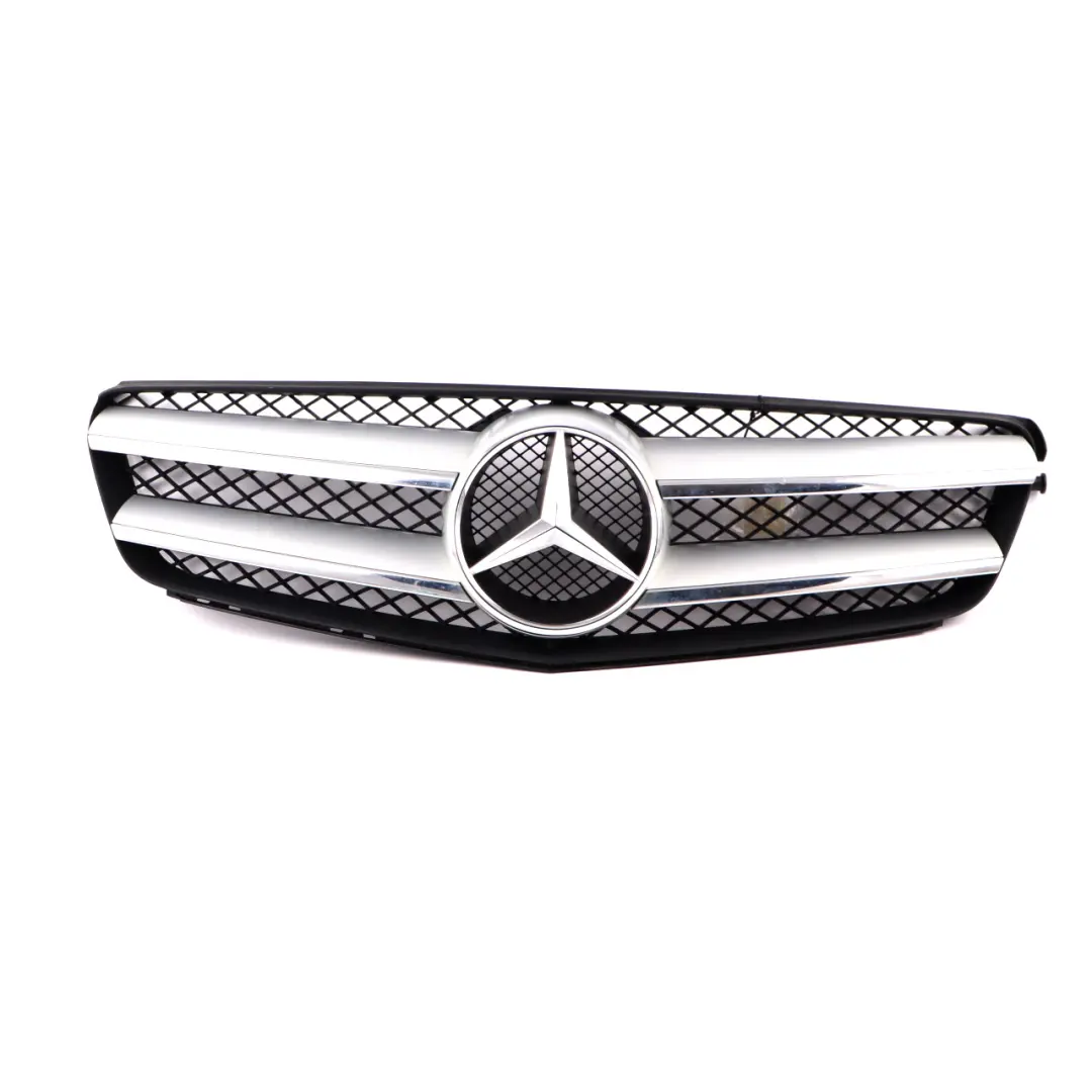 Mercedes W204 Coupe Capot Bonnet Grille Cache Radiateur Panneau - SKU A2048802183 - Numéro de pièce A2048802183