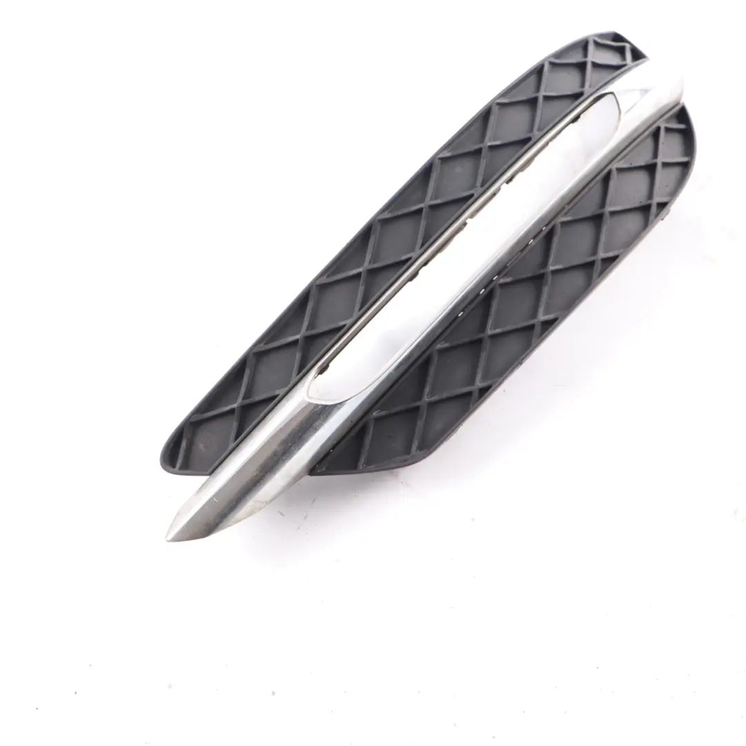 Stoßfängerabdeckung Frontstoßstange Ziergitter rechts Mercedes W204 - SKU A2048803324 - Teilenummer A2048803324