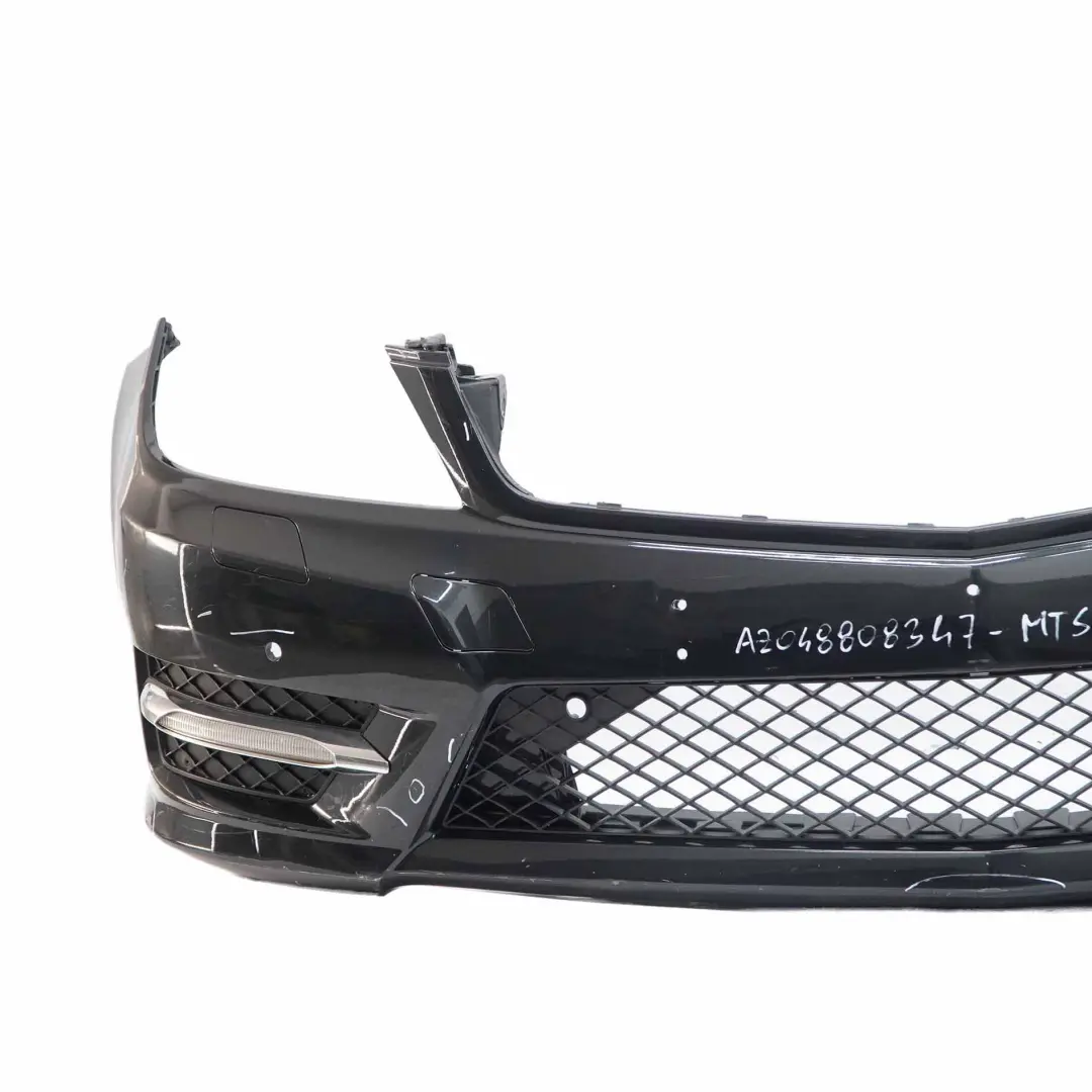 Zderzak Przedni AMG Magnetite Black do Mercedes W204 o numerze A2048808347 Mercedes W204 Zderzak Przedni AMG Magnetite Black - SKU A2048808347-MTS - Numer Części A2048808347