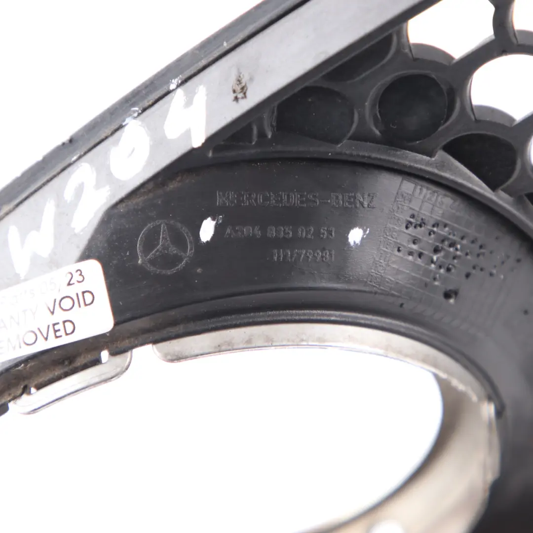 Frontstoßstange Nebelscheinwerfer Abdeckung links für Mercedes W204 mit Teilenummer A2048850253 Mercedes W204 Frontstoßstange Nebelscheinwerfer Abdeckung links - SKU A2048850253 - Teilenummer A2048850253