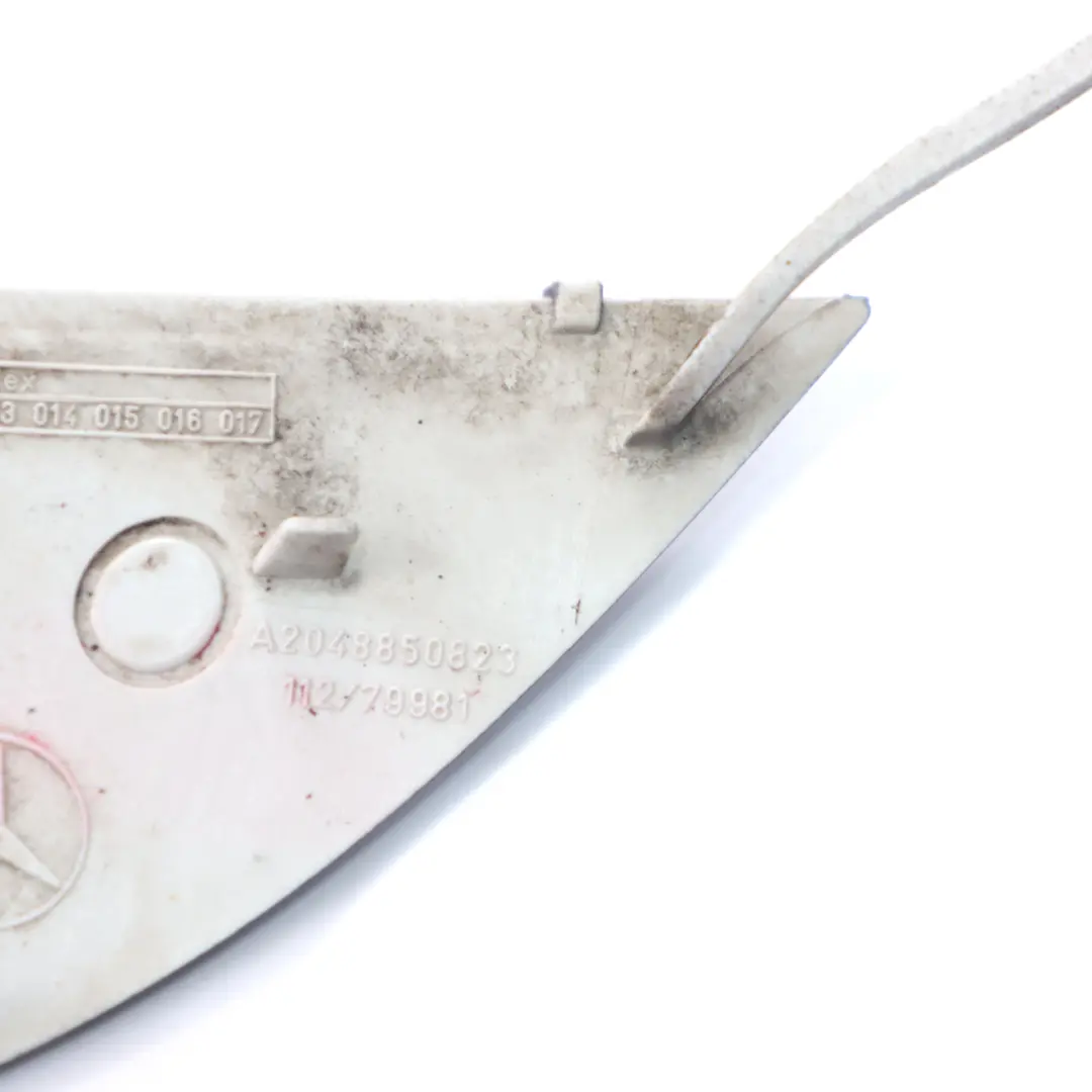 Paraurti Posteriore Gancio Di Traino Coperchio Nero Ossidiana per Mercedes W204 con numero di parte A2048850823 Mercedes W204 Paraurti Posteriore Gancio Di Traino Coperchio Nero Ossidiana - SKU A2048850823-OB - Numero di parte A2048850823