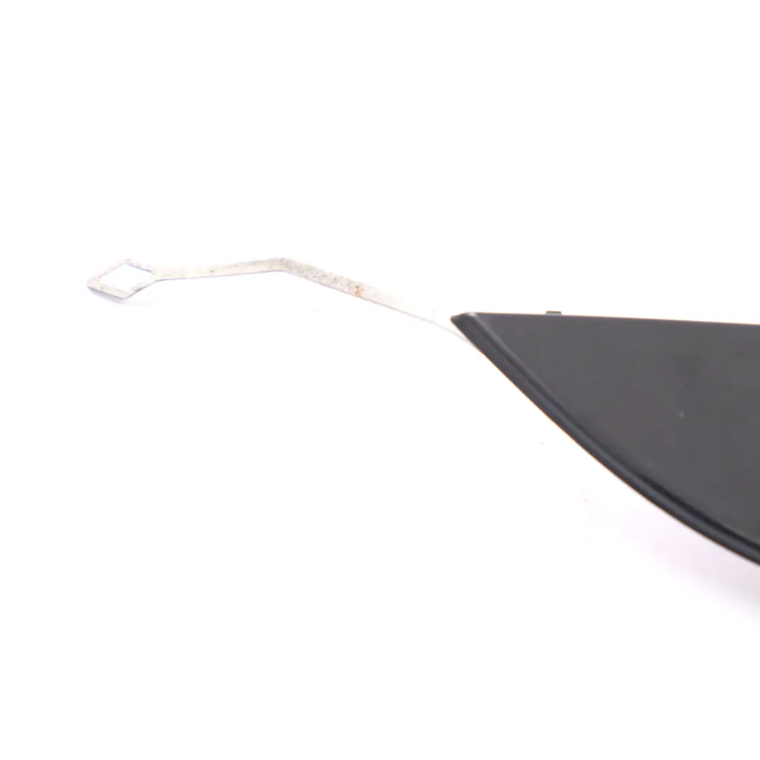 Paraurti Posteriore Gancio Di Traino Coperchio Nero Ossidiana per Mercedes W204 con numero di parte A2048850823 Mercedes W204 Paraurti Posteriore Gancio Di Traino Coperchio Nero Ossidiana - SKU A2048850823-OB - Numero di parte A2048850823