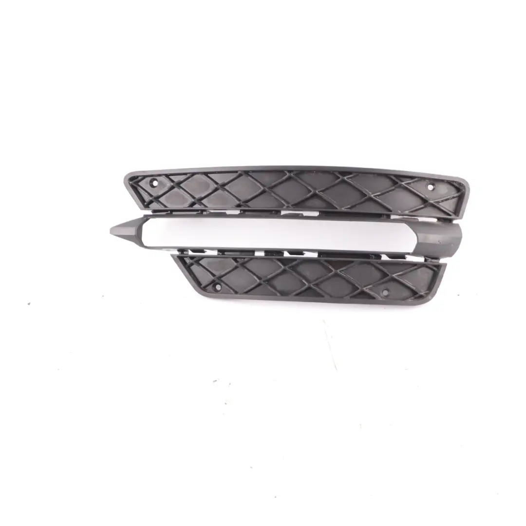 Vorderseite stoßstange Gitterrahmen DRL Lampe Links für Mercedes W204 mit Teilenummer A2048851353 Mercedes W204 Vorderseite stoßstange Gitterrahmen DRL Lampe Links - SKU A2048851353 - Teilenummer A2048851353