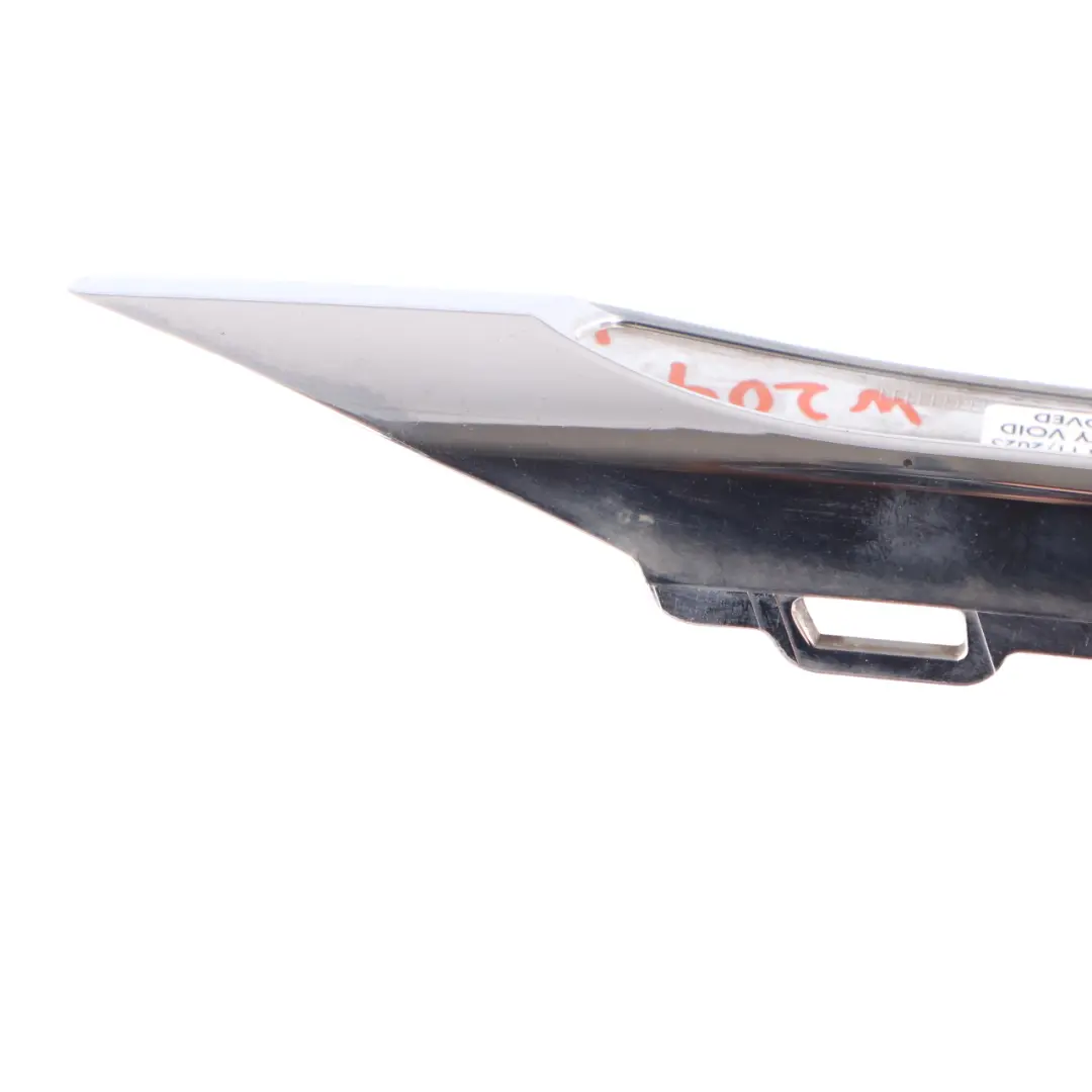 Mercedes W204 Parachoques Delantero DRL Luz Izquierda Embellecedor Cromo - SKU A2048852974 - Número de pieza A2048852974