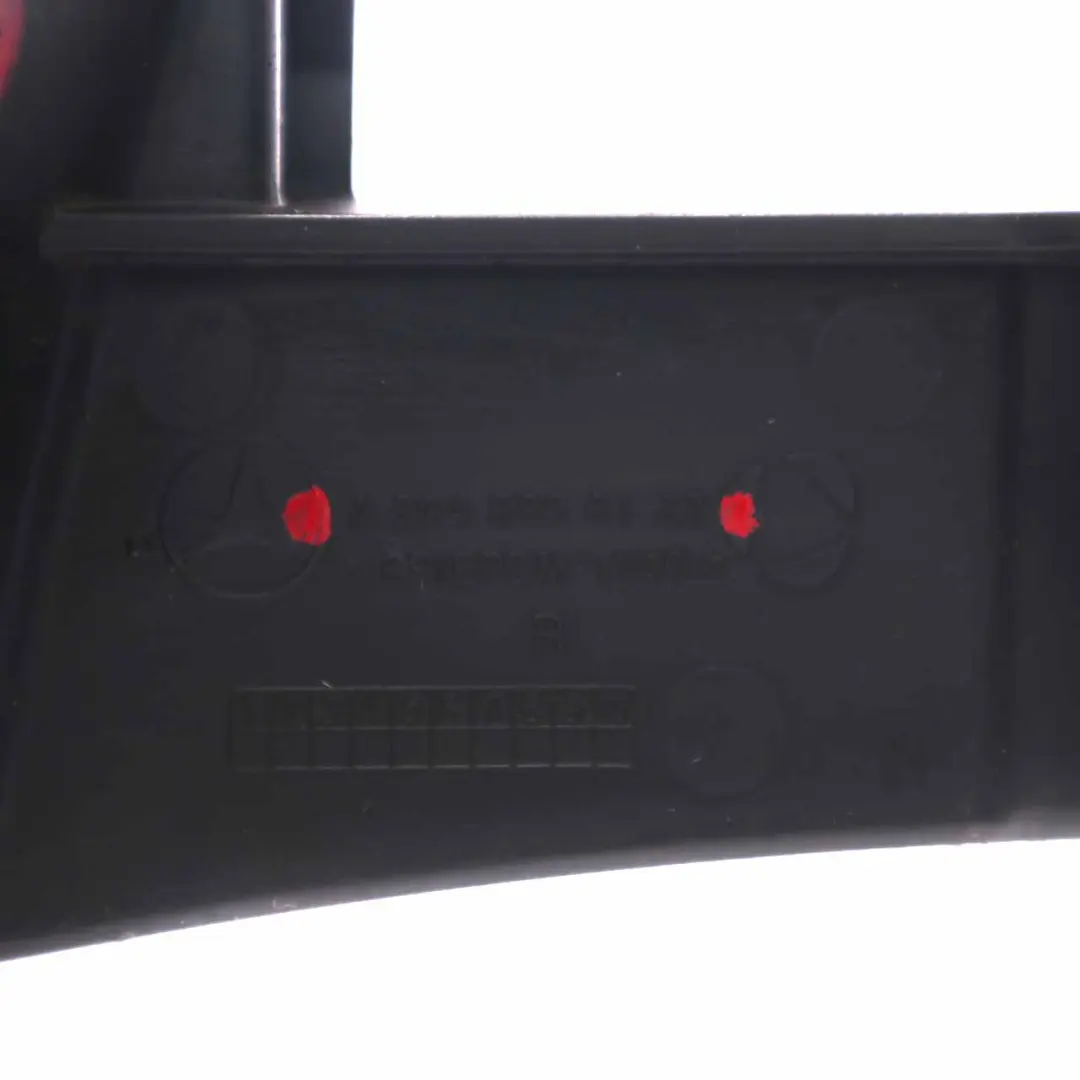 Pare-chocs avant droit enjoliveur de passage de roue pour Mercedes W204 à propos du numéro de pièce A2048856123 Mercedes W204 Pare-chocs avant droit enjoliveur de passage de roue - SKU A2048856123 - Numéro de pièce A2048856123