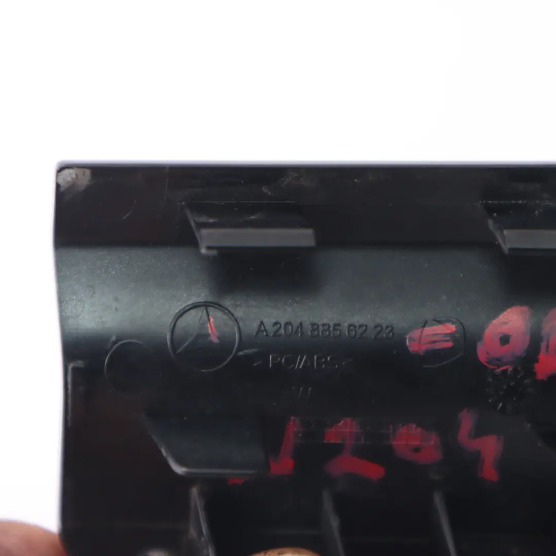 Mercedes W204 Hintere Stoßstange Abschleppöse Haken Kappe Obsidian Schwarz - 197 - SKU A2048856223-OB - Teilenummer A2048856223