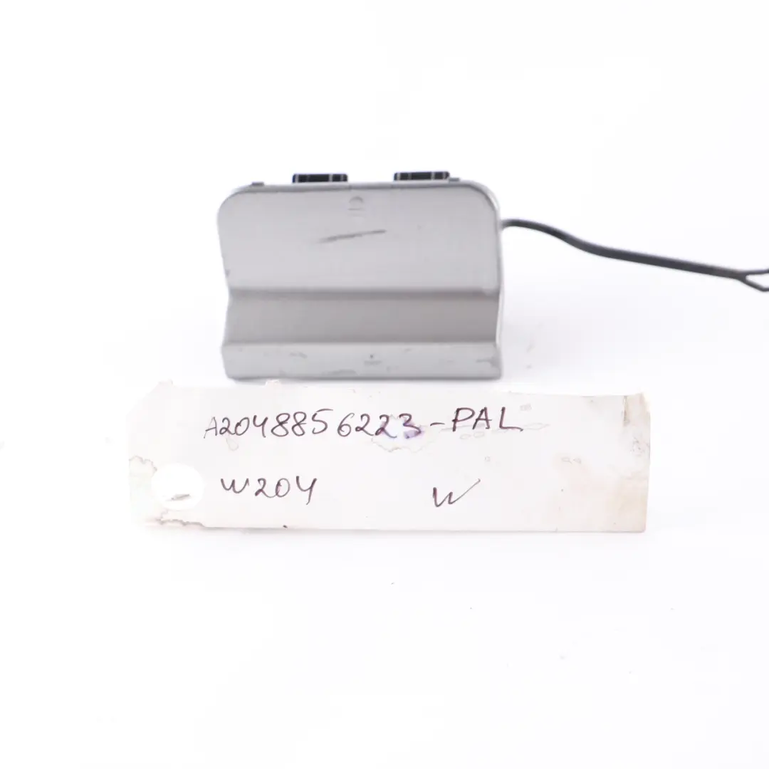 Mercedes W204 Parachoques trasero de remolque Ojo Tapa Flap Negro Obsidiana 197 - SKU A2048856223-PAL - Número de pieza A2048856223