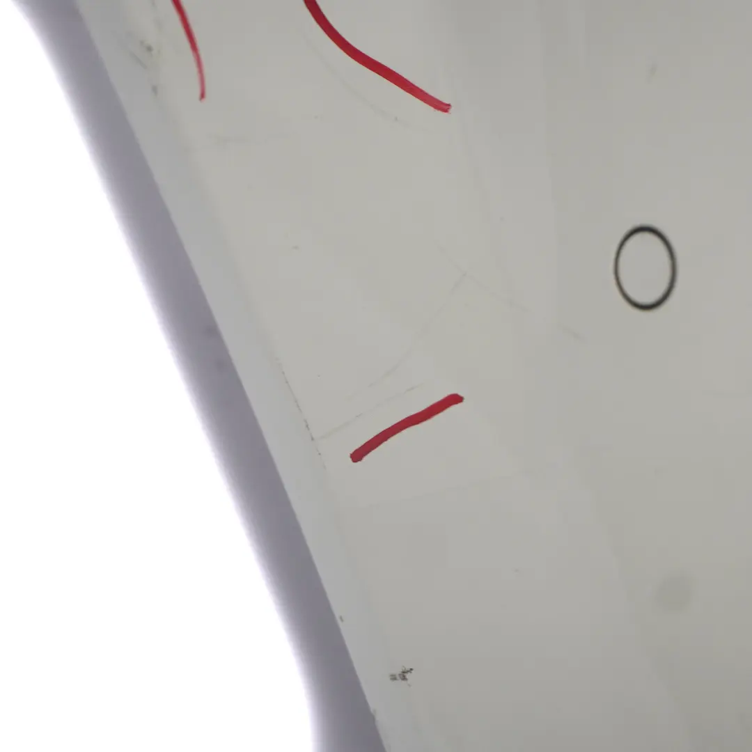 Zderzak Przedni AMG Calcite White - 650 do Mercedes W204 o numerze A2048857525 Mercedes W204 Zderzak Przedni AMG Calcite White - 650 - SKU A2048857525-CW - Numer Części A2048857525