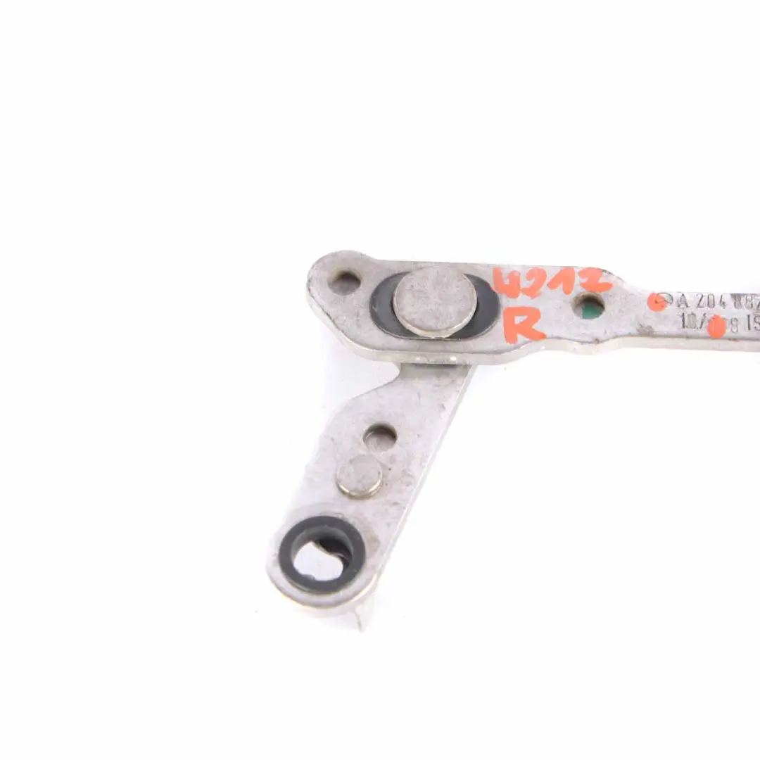 Bisagra del Capó Izquierda Rod Strut Hinge para Mercedes W204 W212 con número de pieza A2048870310 Mercedes W204 W212 Bisagra del Capó Izquierda Rod Strut Hinge - SKU A2048870310 - Número de pieza A2048870310
