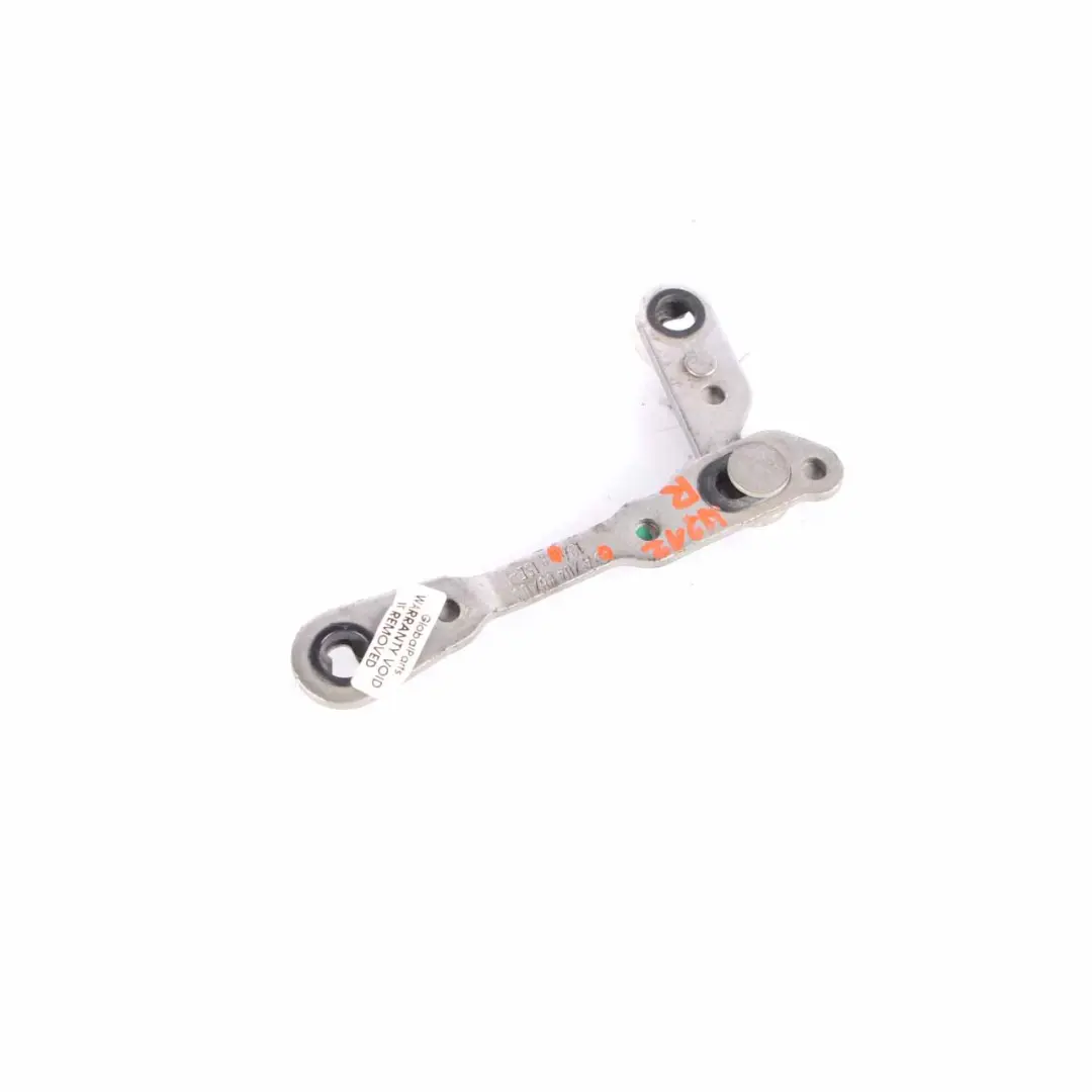 Bisagra del Capó Izquierda Rod Strut Hinge para Mercedes W204 W212 con número de pieza A2048870310 Mercedes W204 W212 Bisagra del Capó Izquierda Rod Strut Hinge - SKU A2048870310 - Número de pieza A2048870310