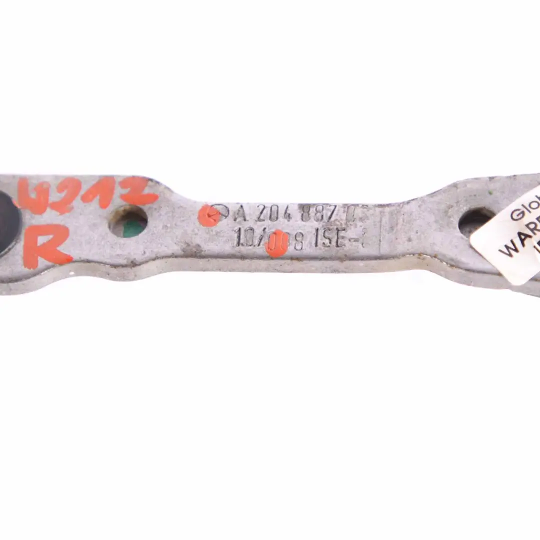 Charnière gauche du capot pour Mercedes W204 W212 à propos du numéro de pièce A2048870310 Mercedes W204 W212 Charnière gauche du capot - SKU A2048870310 - Numéro de pièce A2048870310